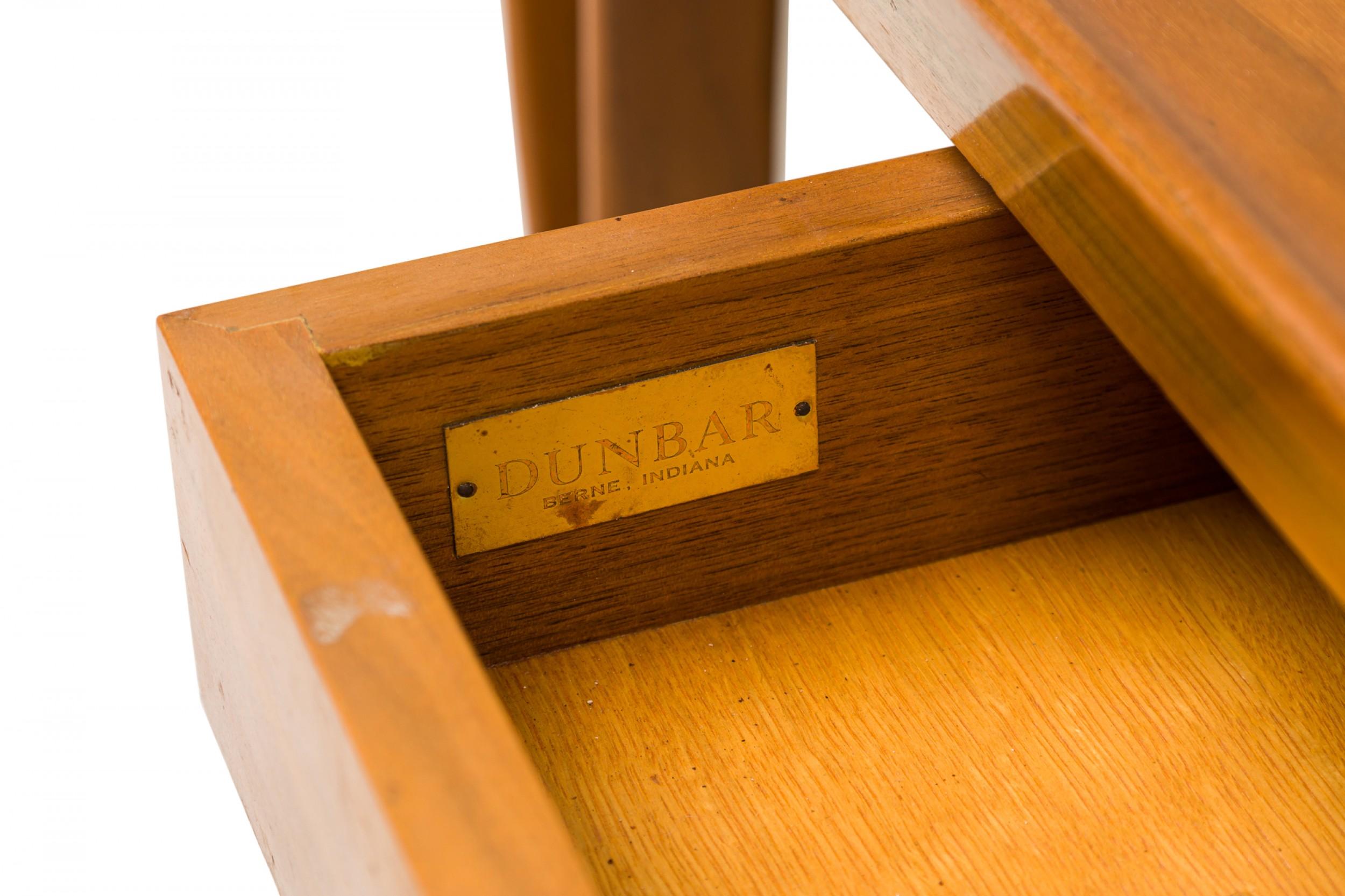 Edward J Wormley pour Dunbar Furniture Co. 
