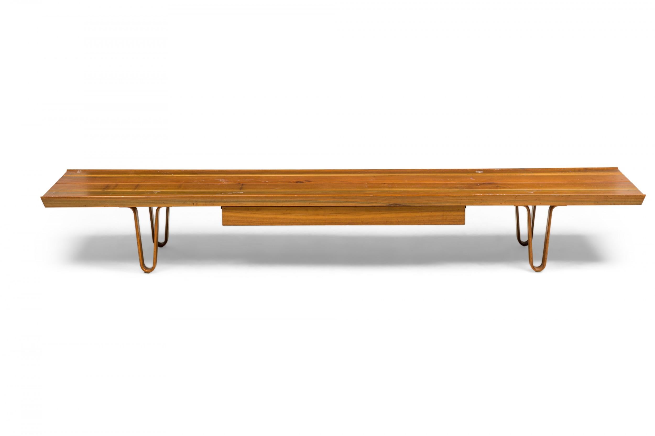 Edward J Wormley pour Dunbar Furniture Co. 