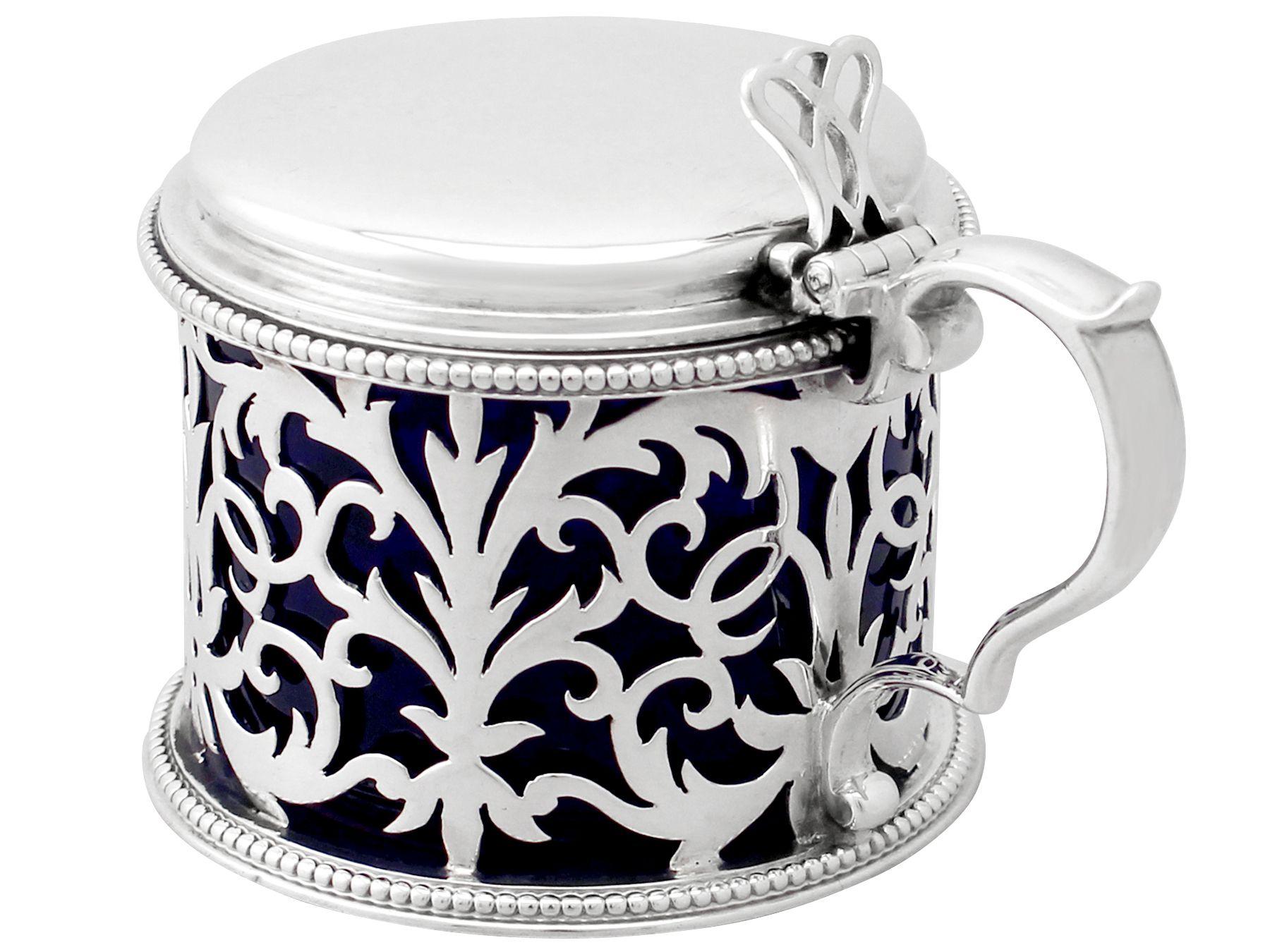 Mid-19th Century Edward & John Barnard Antique Victorian Sterling Silver Mustard Pot For Sale