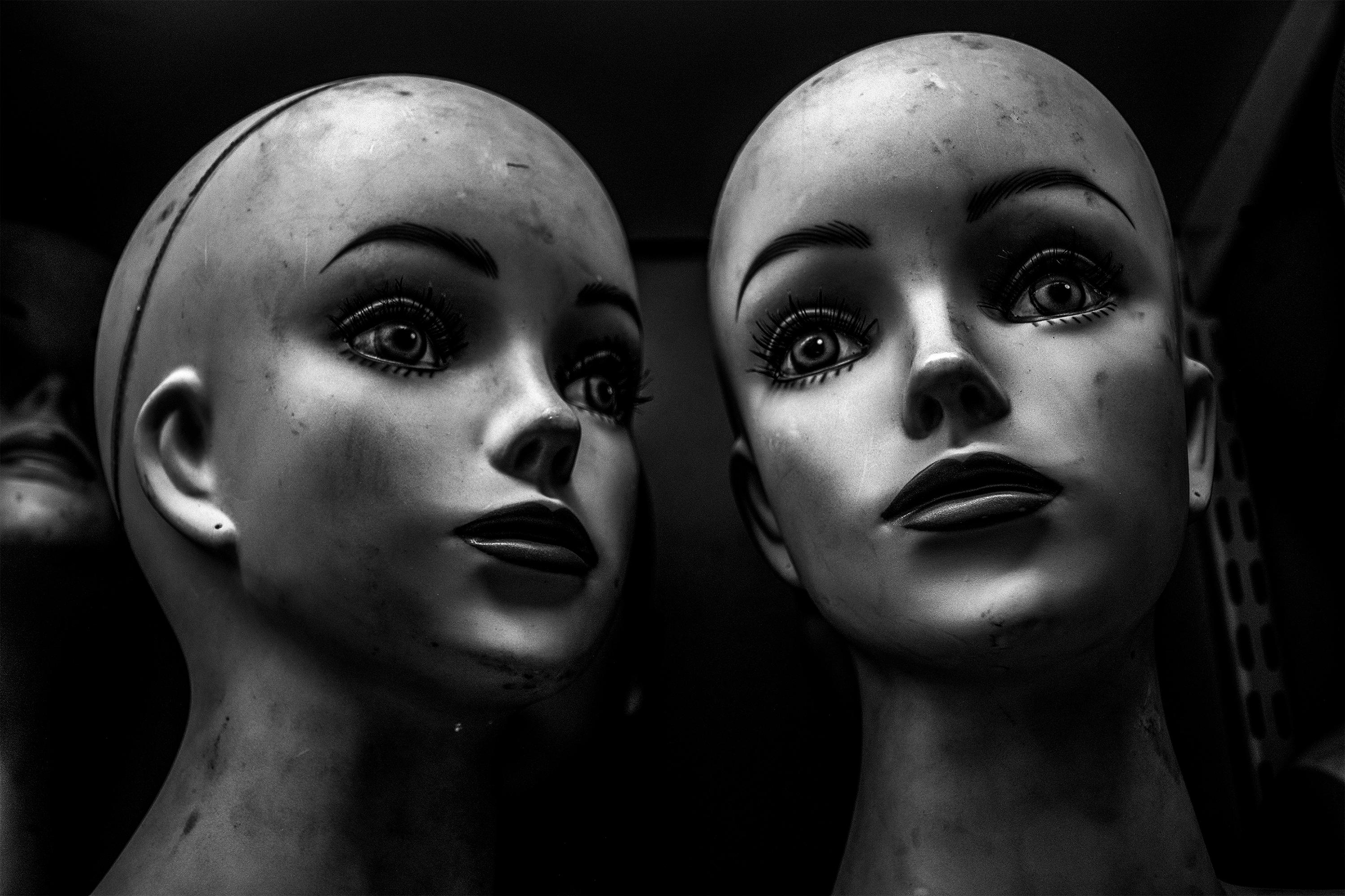 Black and White Photograph di Edward L. Rubin - Gemelli