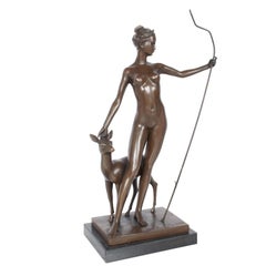 Ancienne sculpture américaine Art Déco en bronze statue de Diane estampillée de la fonderie française