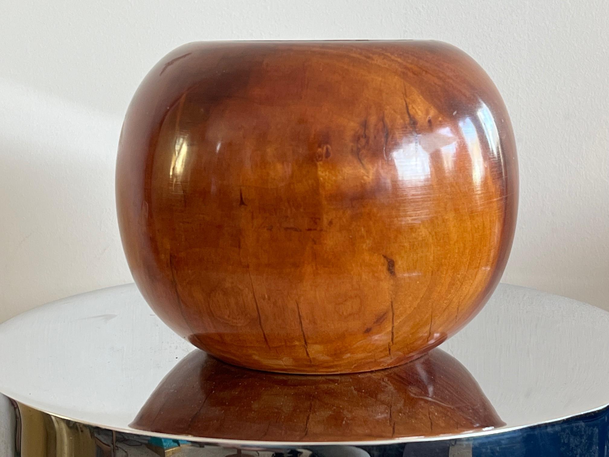 An unusual solid wild cherry bowl by Ed Moulthrop. A great example of American craft and wood working. A quick not note about EM.
