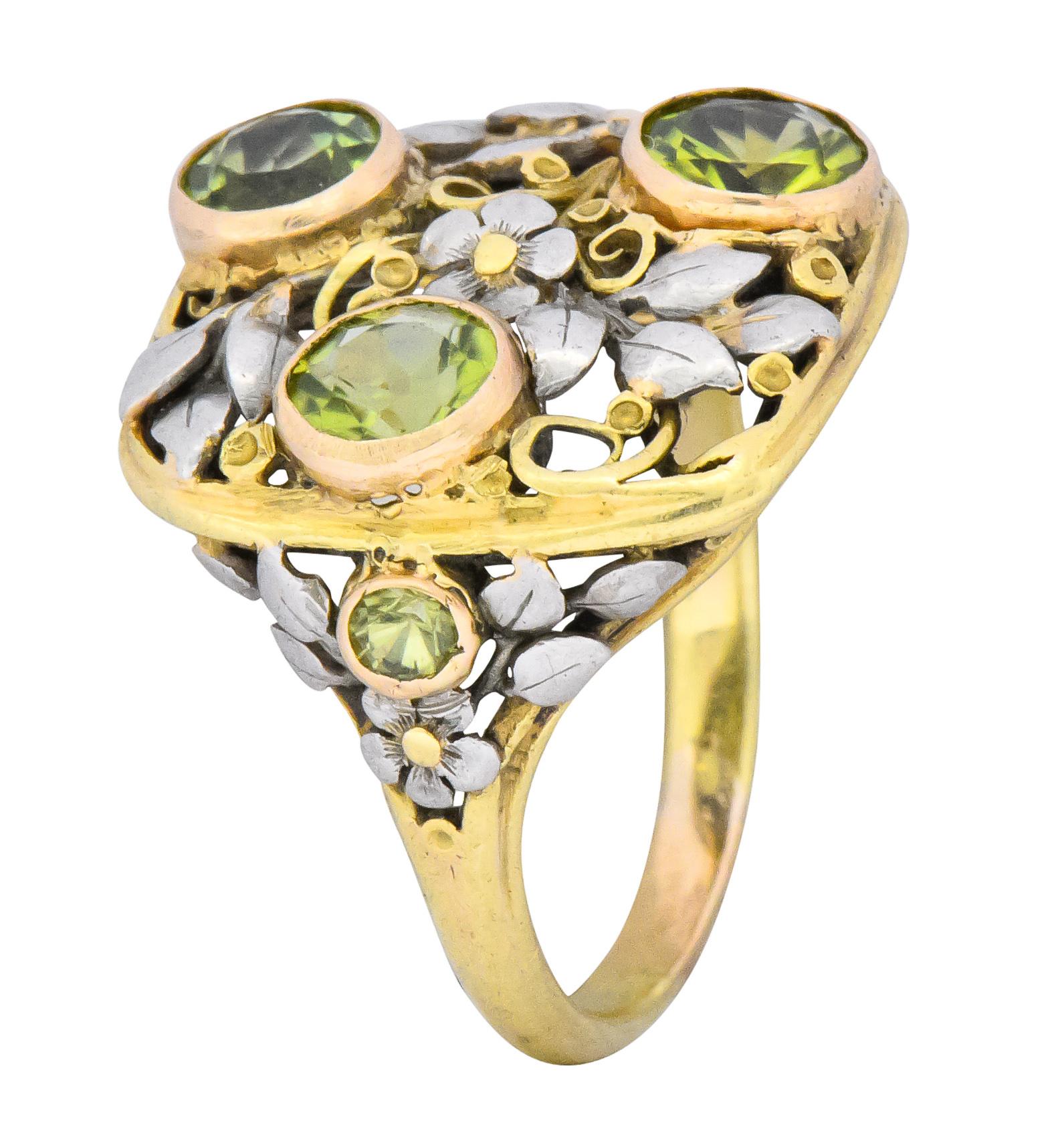 Edward Oakes Arts & Crafts 2.15 Carat Peridot 18 Karat Two-Tone Gold Ring In Excellent Condition In Philadelphia, PA