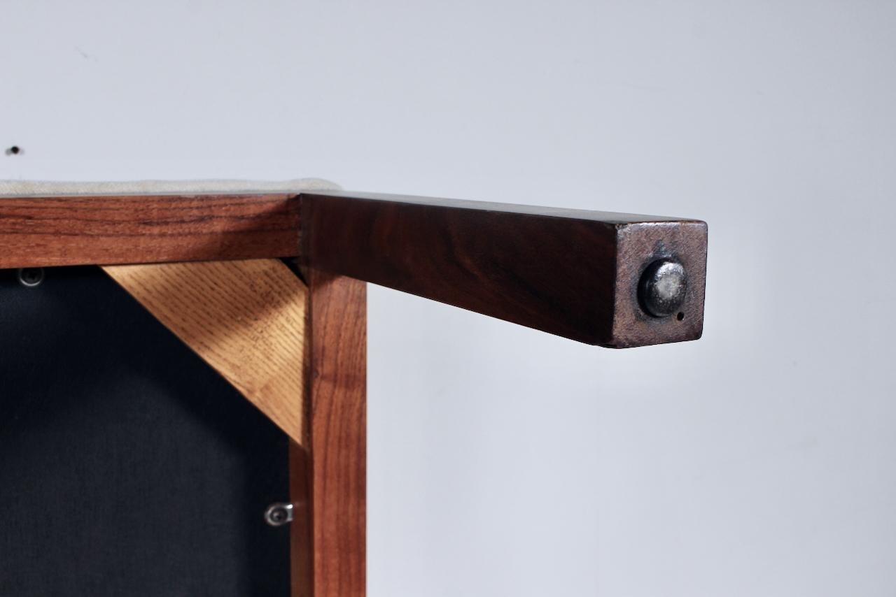 Edward Roffman per B. Altman & Co. Panca imbottita in velluto champagne in legno di noce in vendita 7