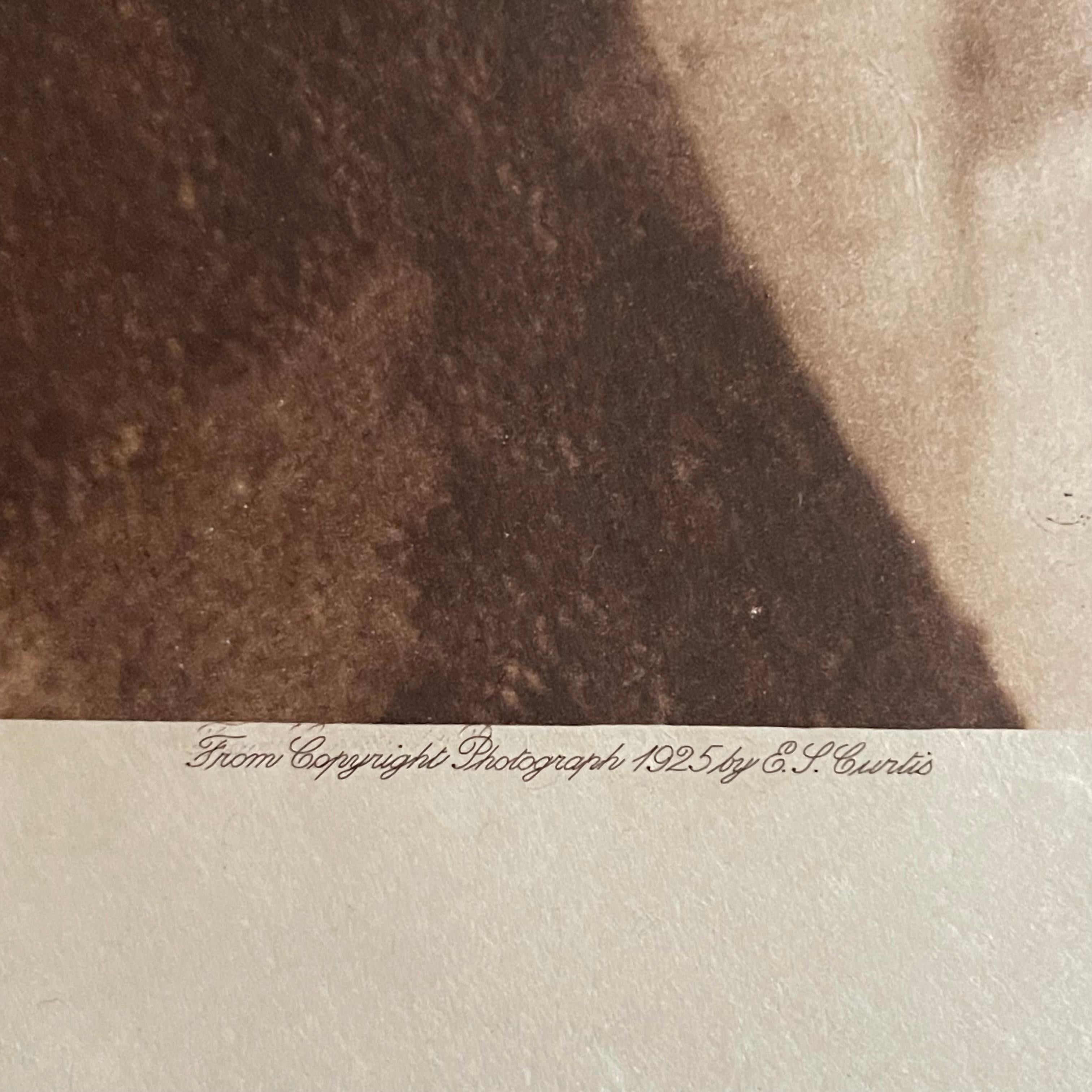 Américain Edward S. Curtis (1868-1952) An Isleta Man,  1925 en vente
