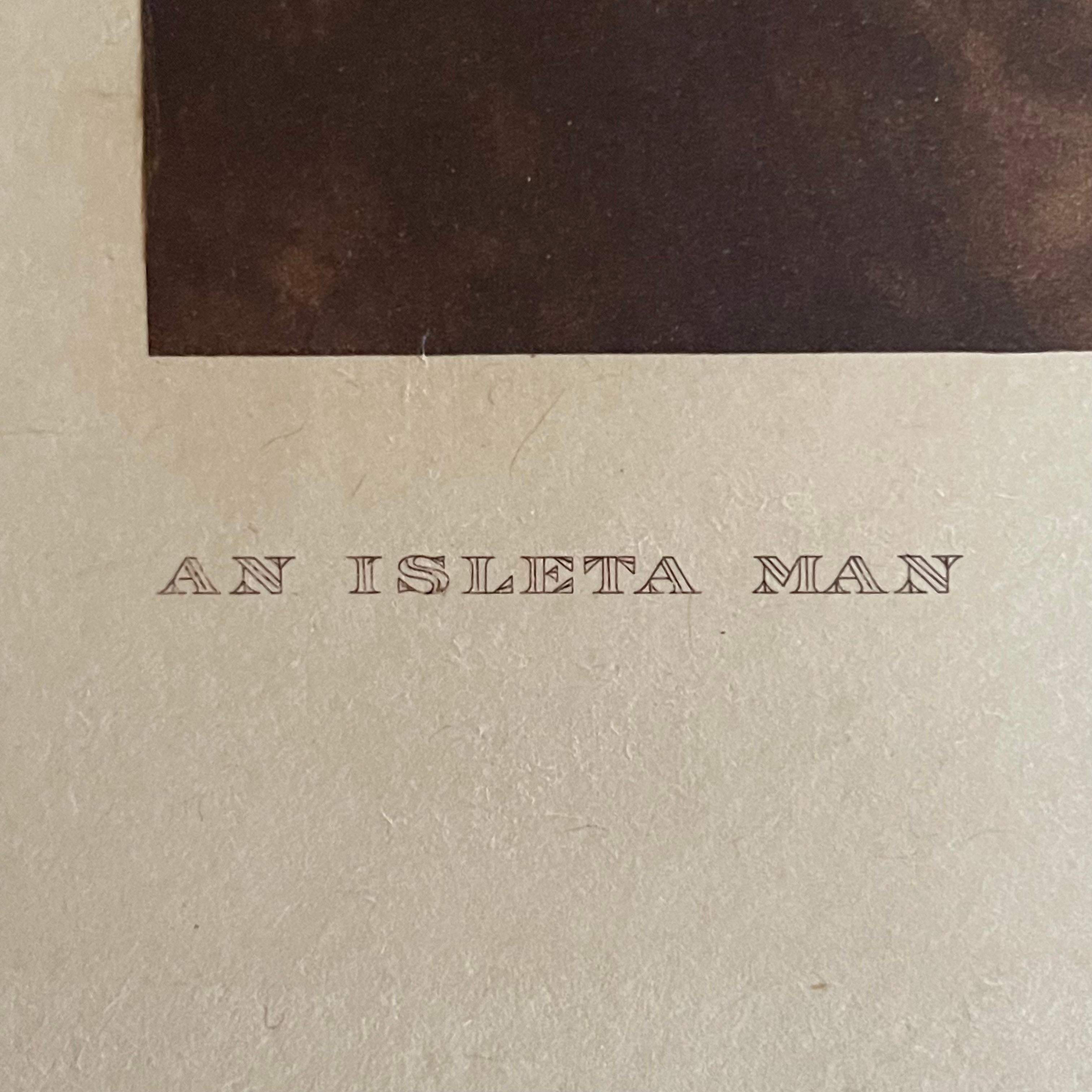 Edward S. Curtis (1868-1952) An Isleta Man,  1925 Bon état - En vente à CA, CA