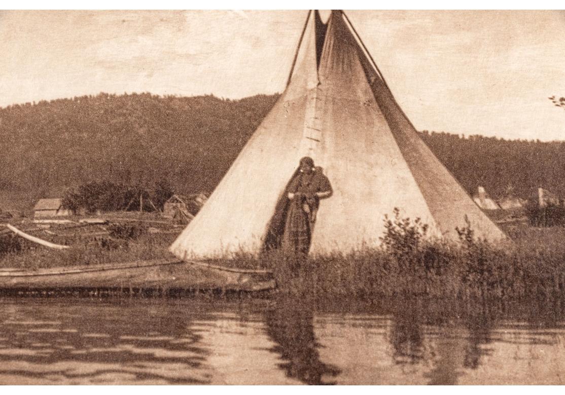 Edward S. Curtis (1868-1952) Rare photogravure sépia intitulée « Kalispel Camp » en vente 1