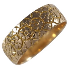 Antique Edward VII 18ct Yellow Gold Engraved Keeper Ring, 1909