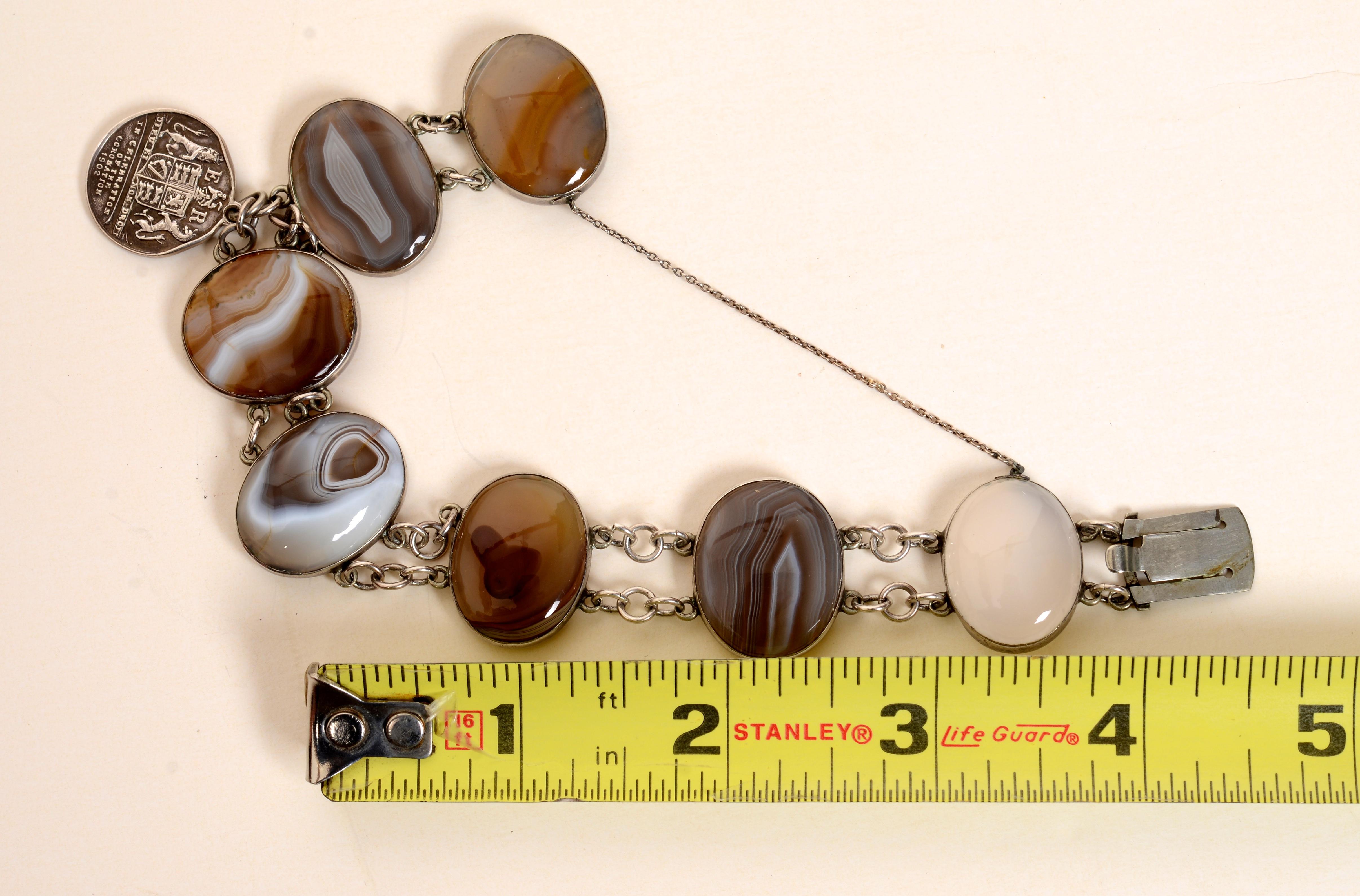 Edward VII and Queen Alexandra Coronation Souvenir Bracelet, Agate, c1902 For Sale 7