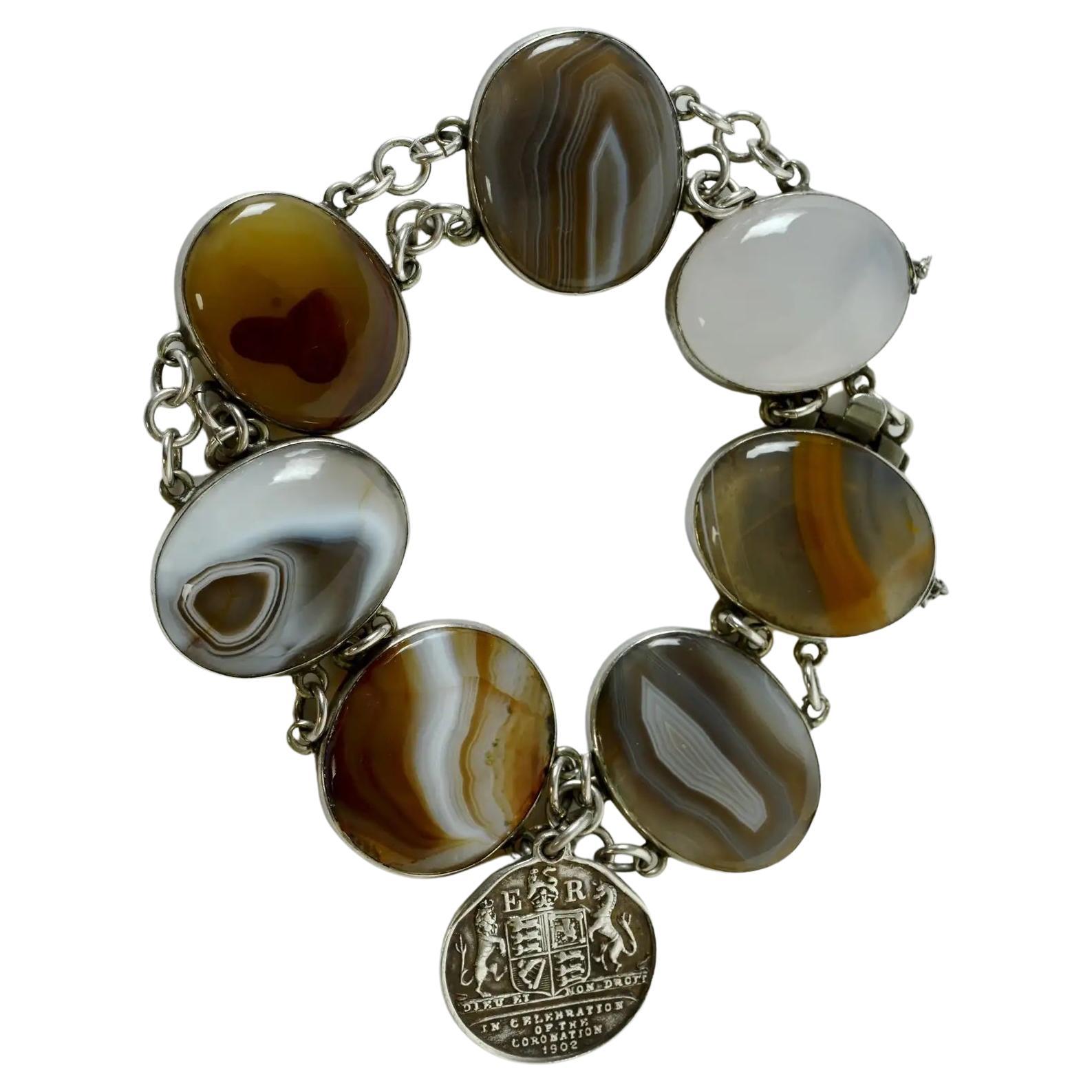 Pulsera de recuerdo de la coronación de Eduardo VII y la reina Alexandra, ágata, c1902 en venta