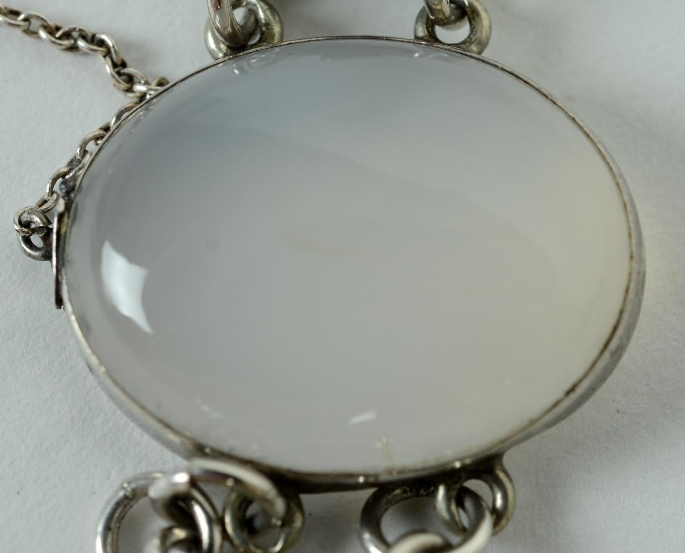 Women's or Men's Edward VII and Queen Alexandra Coronation Souvenir Bracelet, Agate, c1902 For Sale