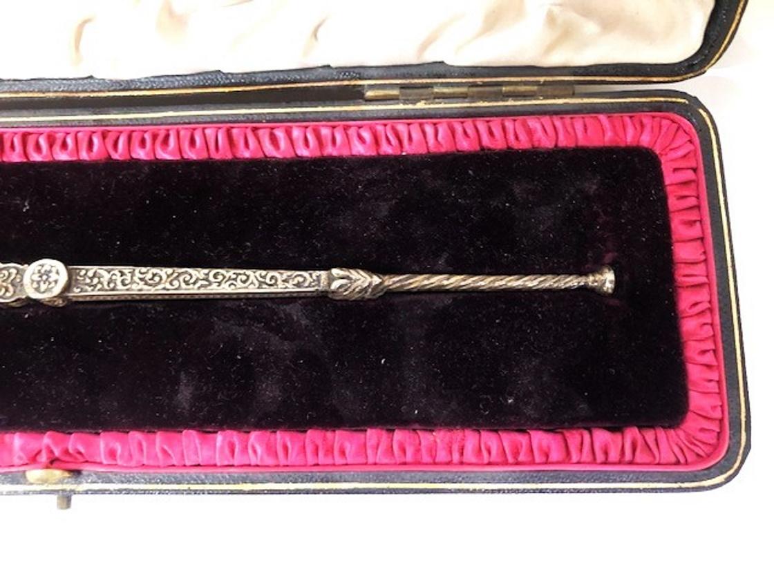 Cuchara de plata dorada conmemorativa de la Coronación de Eduardo VII por J. Wilmot, 1902 en venta 1