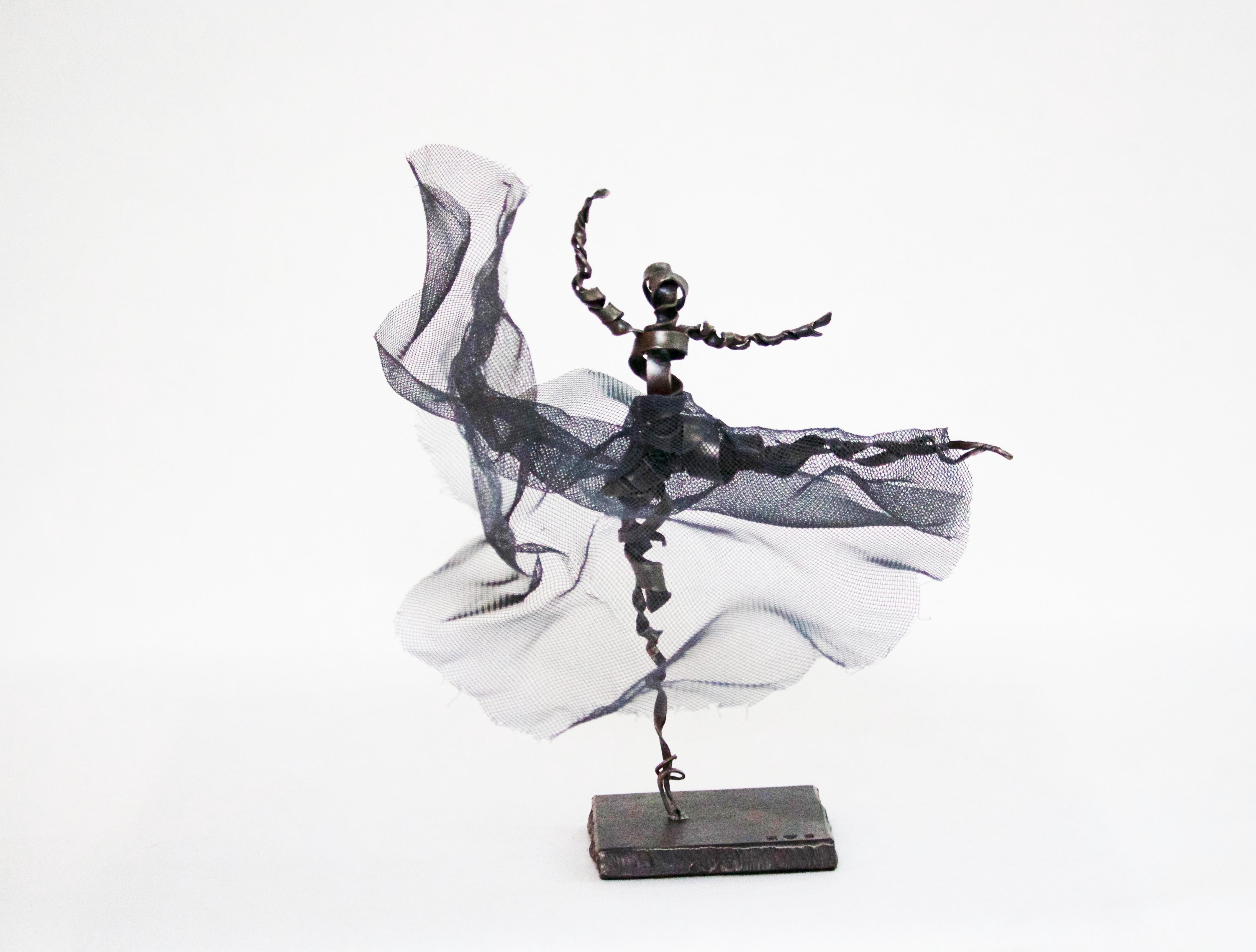 Edward Vincent Stockman  Figurative Sculpture - Dancer I