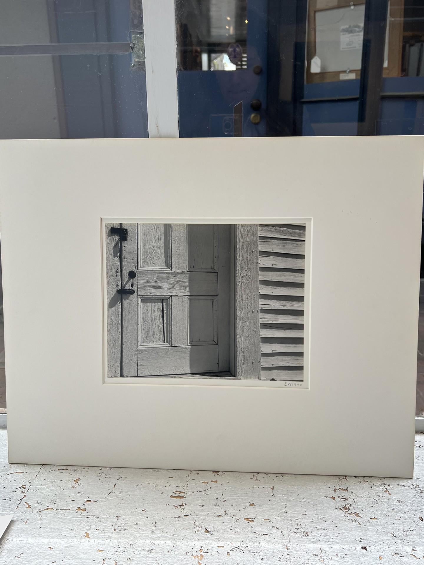 Porte d'église Hornitos - Photograph de Edward Weston
