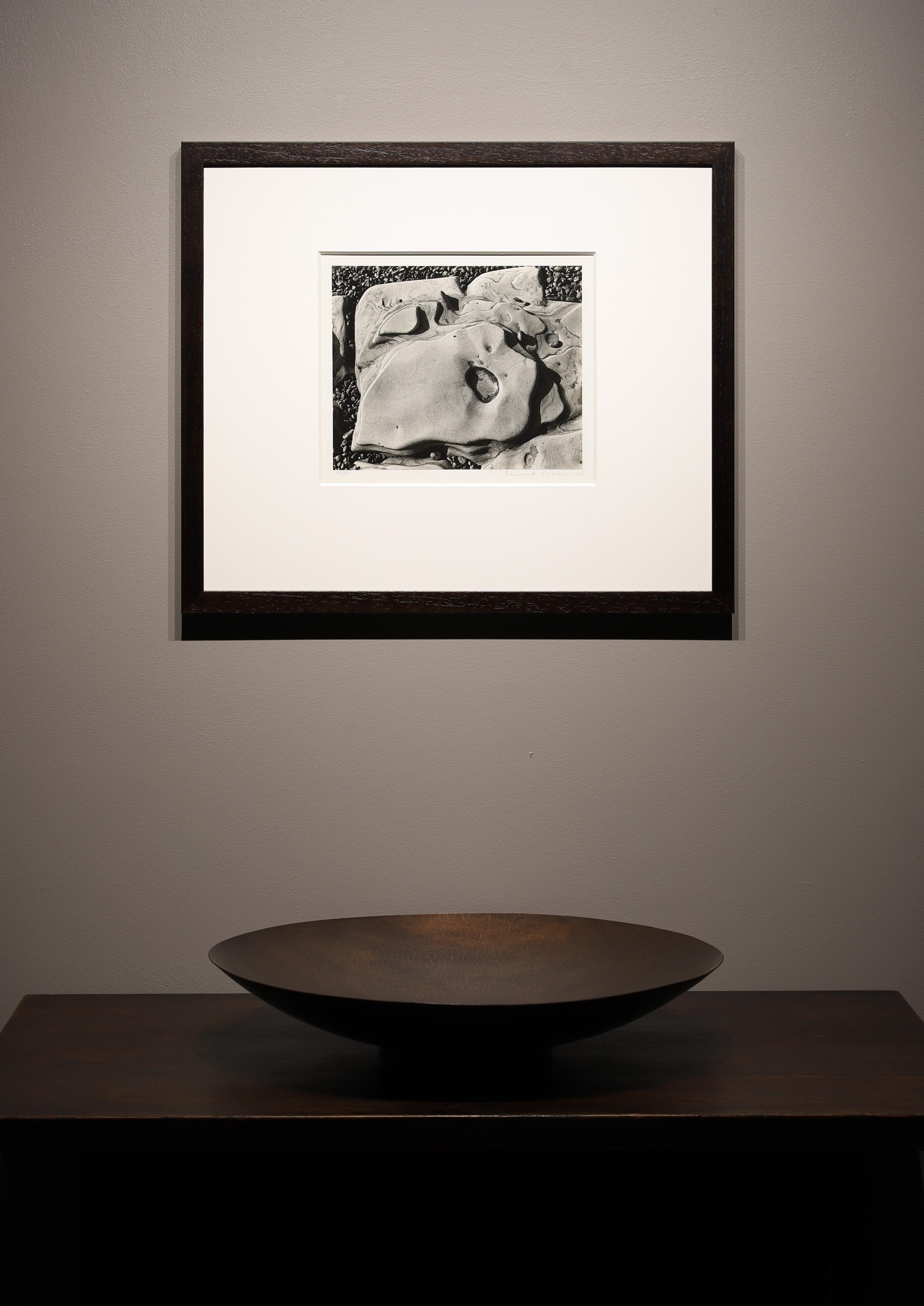 Roccia erosa (50R), Point Lobos - Black and White Photograph Grigio di Edward Weston