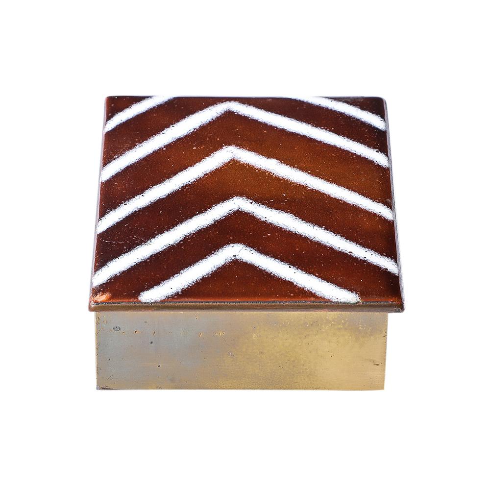 Caja de Edward Winter, esmalte, latón, con bisagra, Escuela de Cleveland, firmada en venta 2