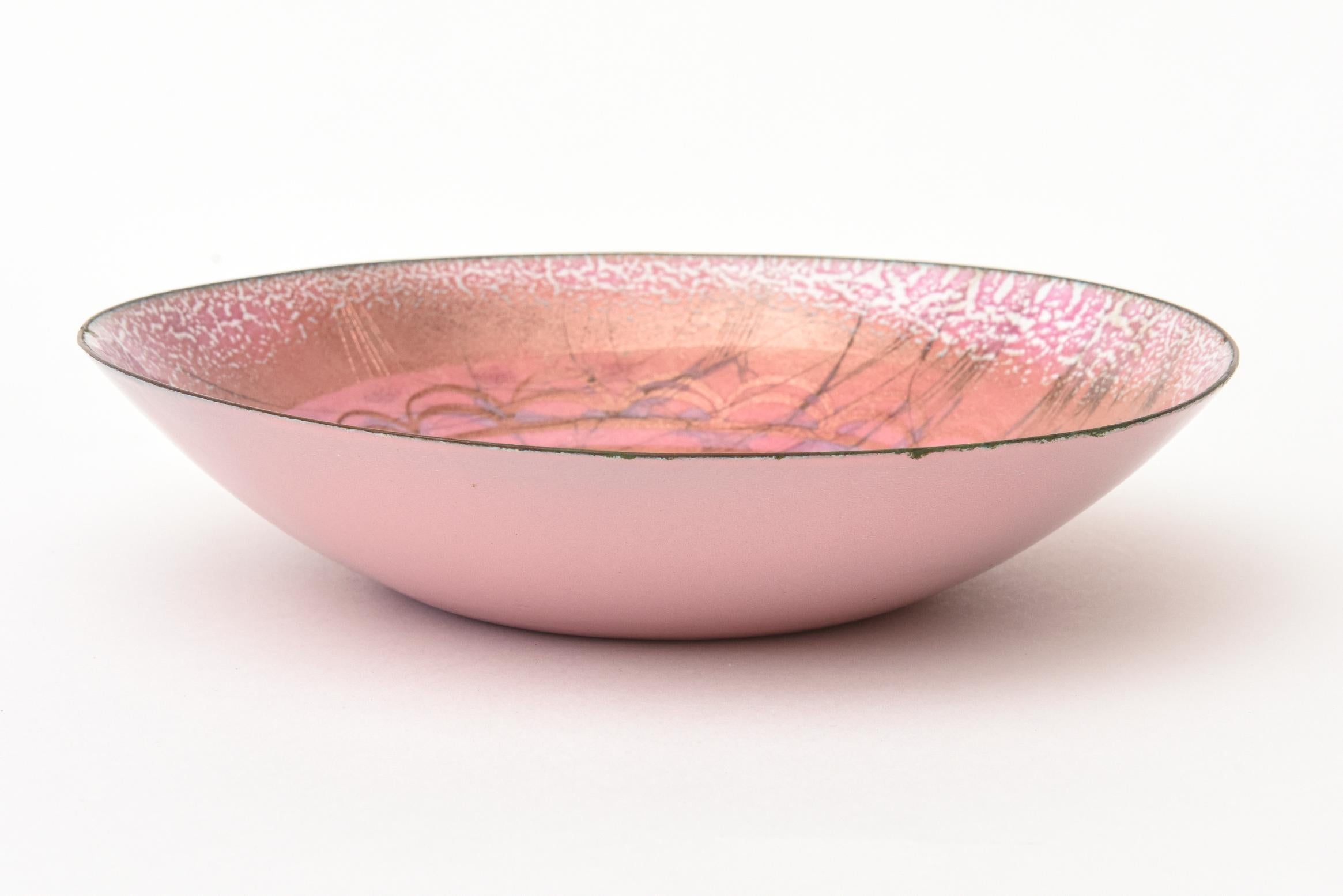 Edward Winter Signed PInk, Brown Enamel Bowl with Copper Mid-Century Modern  In Good Condition In North Miami, FL