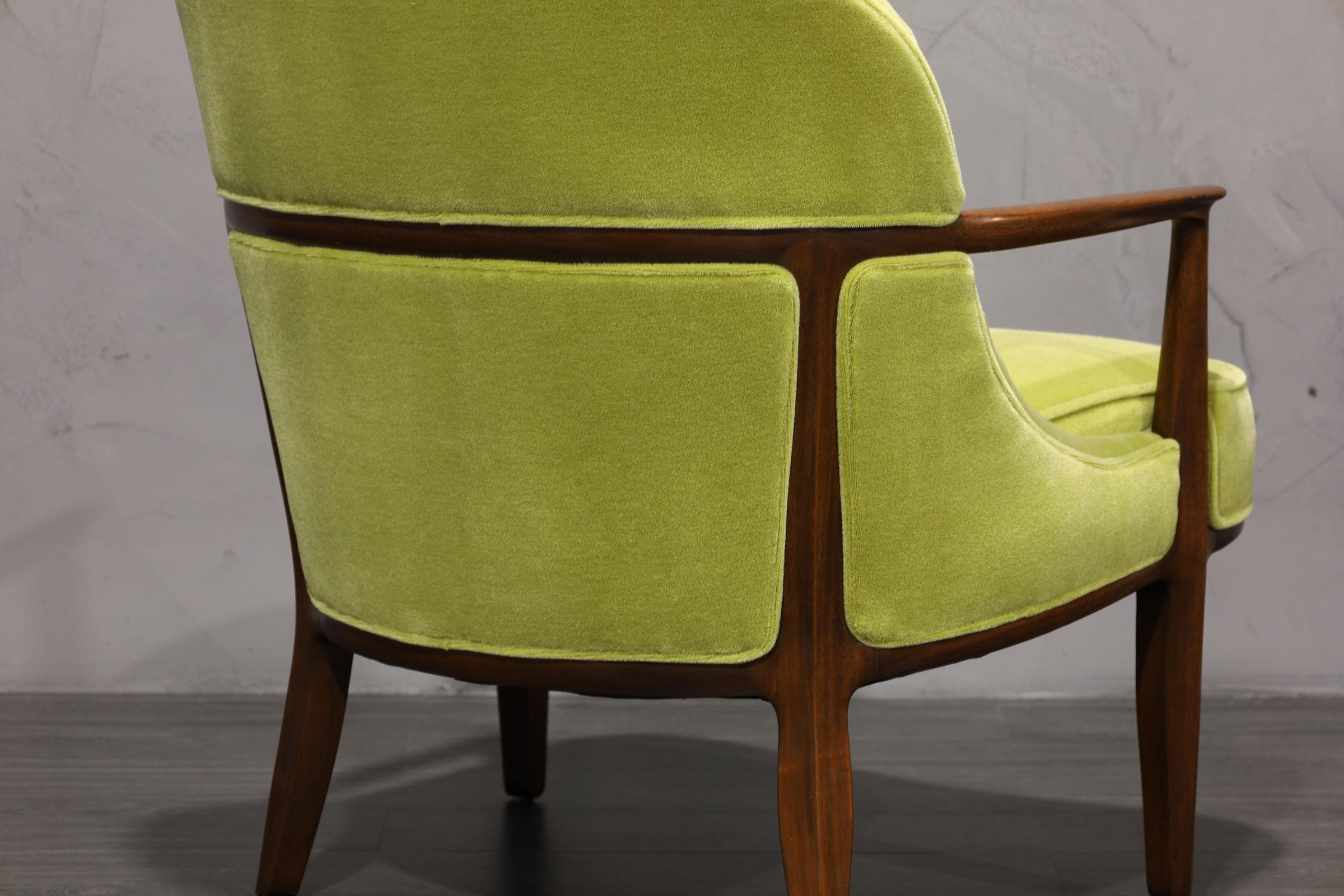 Edward Wormely for Dunbar Janus Chair in Mohair In Good Condition For Sale In Dallas, TX