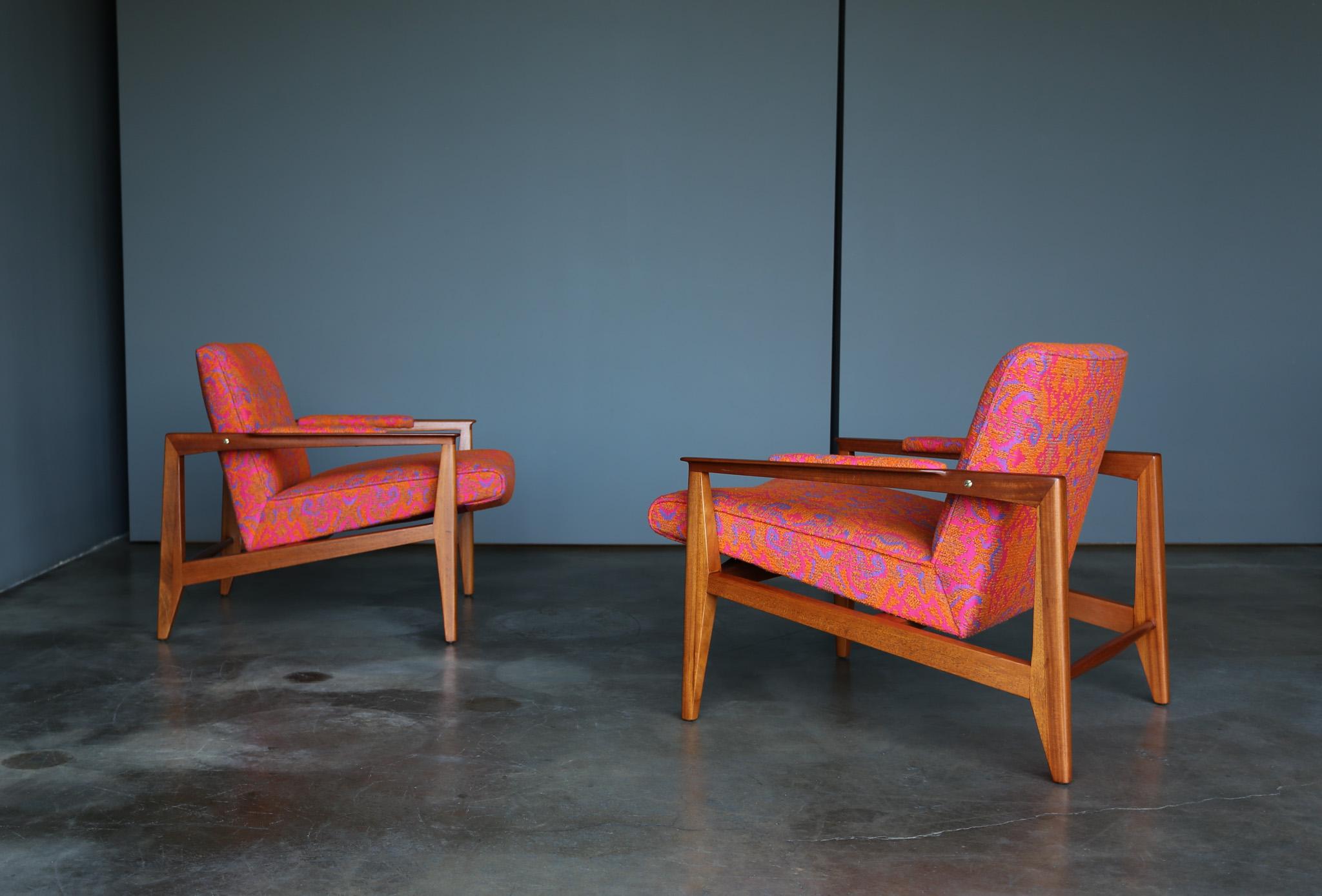 Mid-Century Modern Edward Wormley 5499 Lounge Chairs for Dunbar, United States, c.1960 For Sale