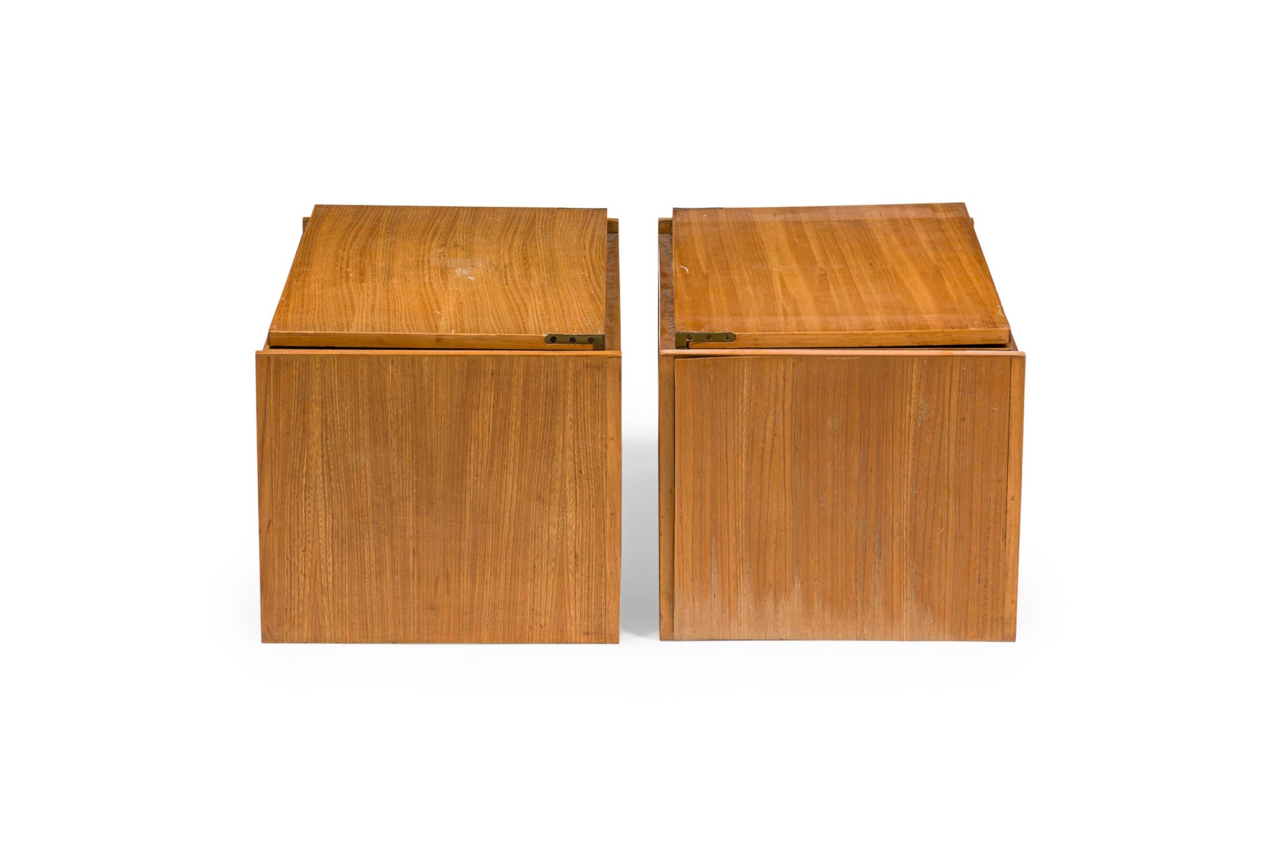Mid-Century Modern Edward Wormley American Mid-Century Convertible Stacking Occasional Tables For Sale