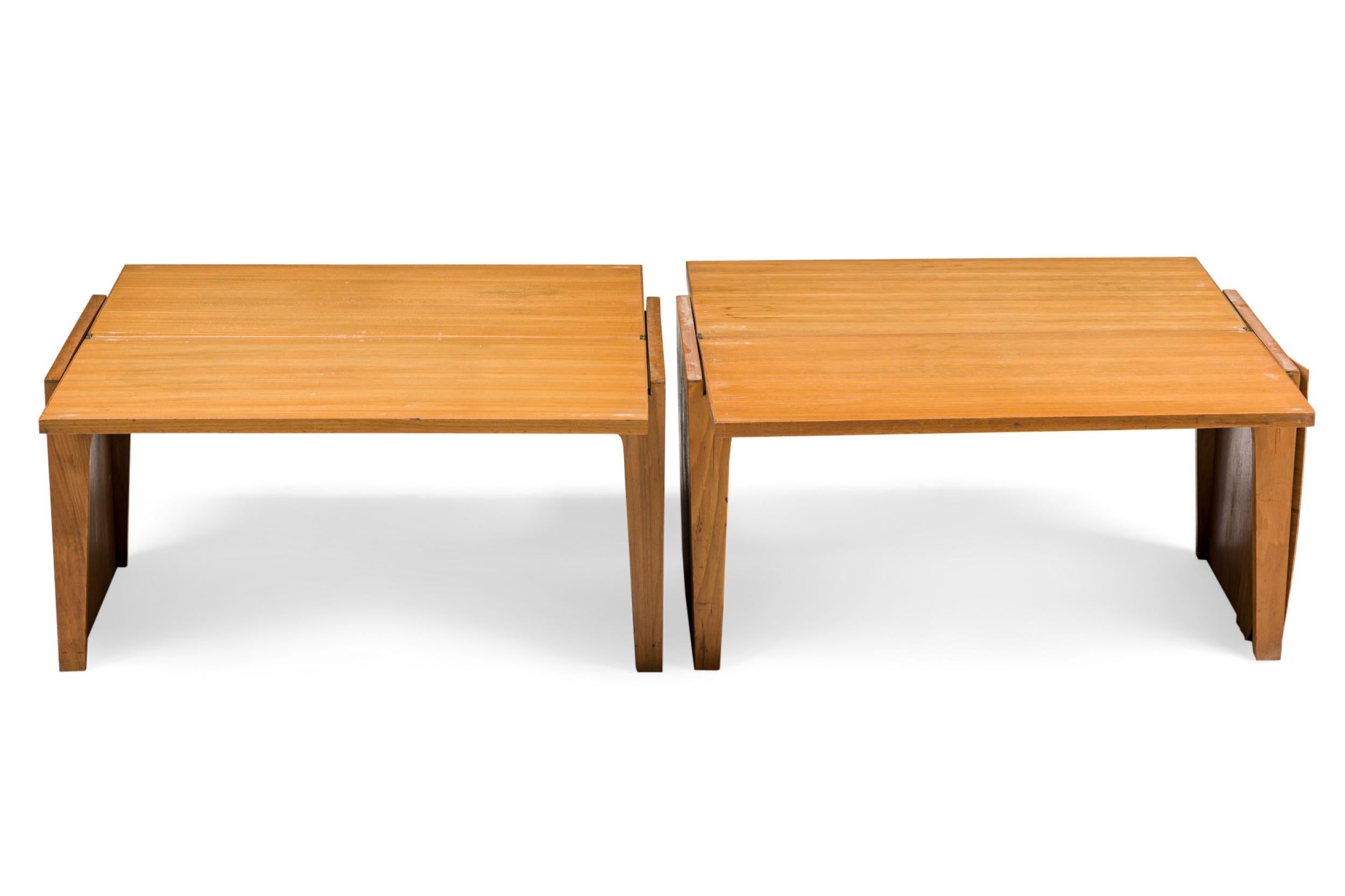 Edward Wormley American Mid-Century Convertible Stacking Occasional Tables In Good Condition For Sale In Queens, NY