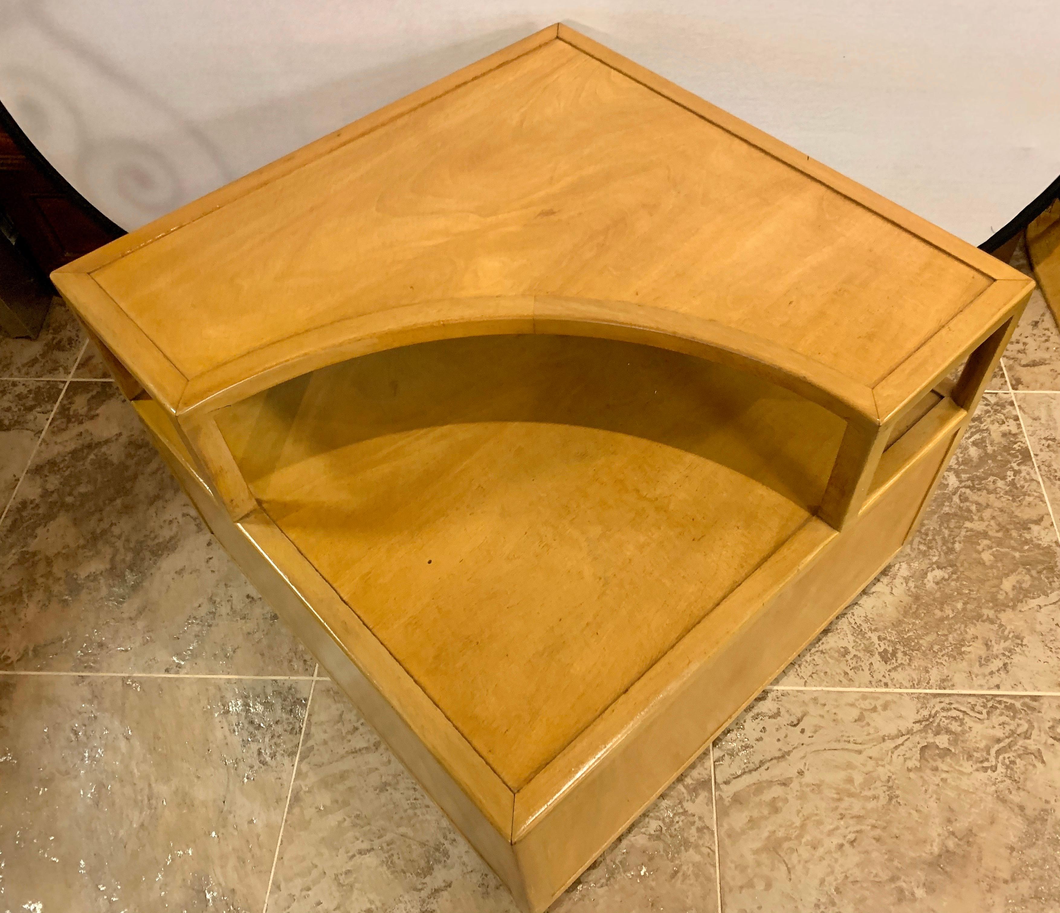 Edward Wormley for Dunbar ultra rare and coveted minimalist design bleached mahogany corner table numbered 4977a. Berne, Indiana was certainly a special place in the 1950s where Dunbar Furniture was located. This corner table has gorgeous grained