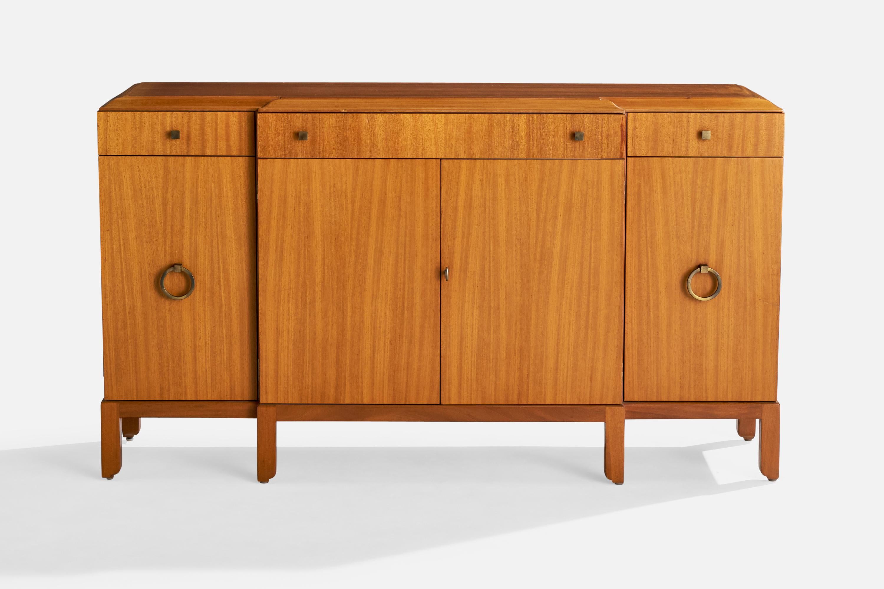 Edward Wormley, Cabinet, Mahogany, Brass, USA, 1950s For Sale 6