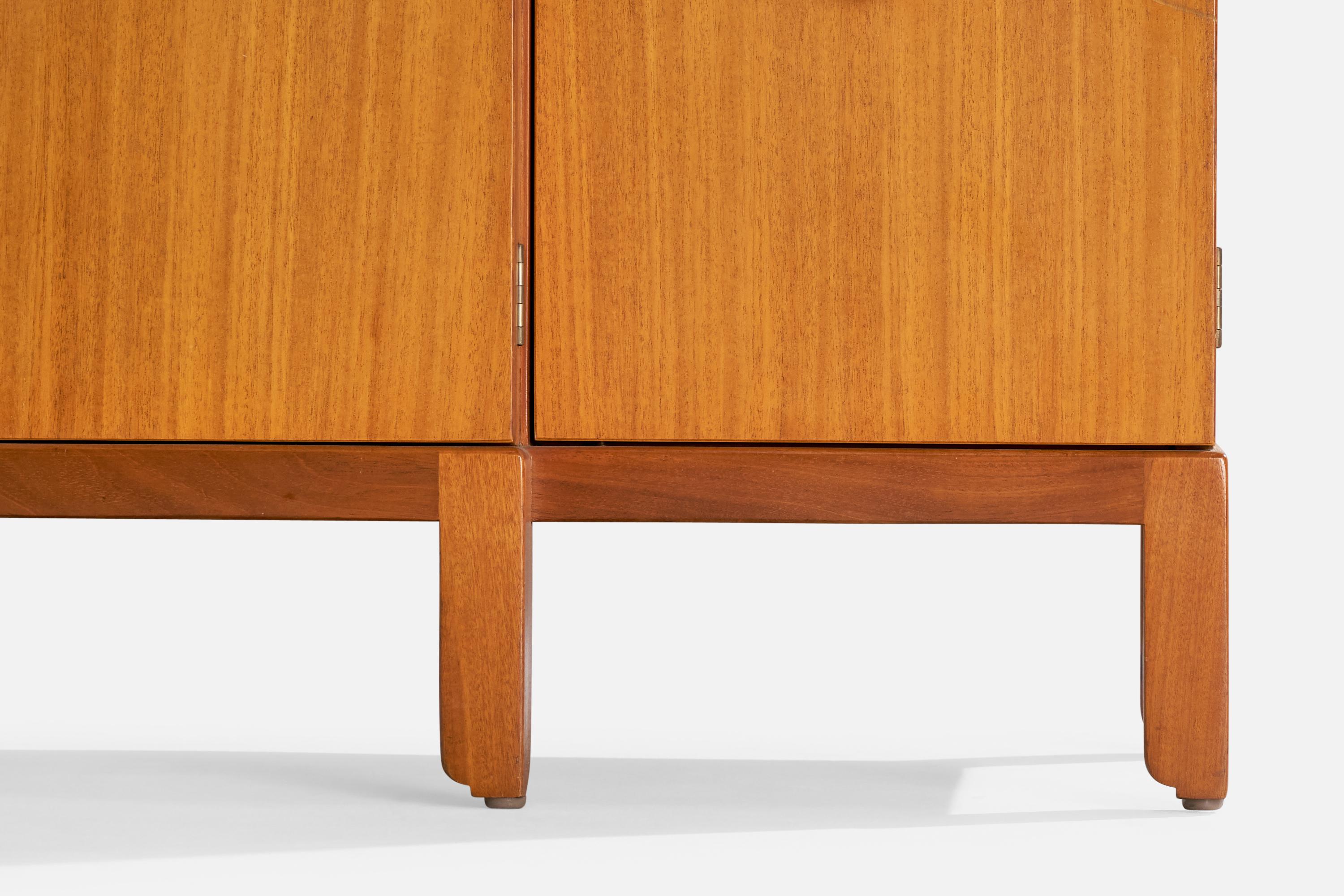 Edward Wormley, Cabinet, Mahogany, Brass, USA, 1950s In Good Condition For Sale In High Point, NC