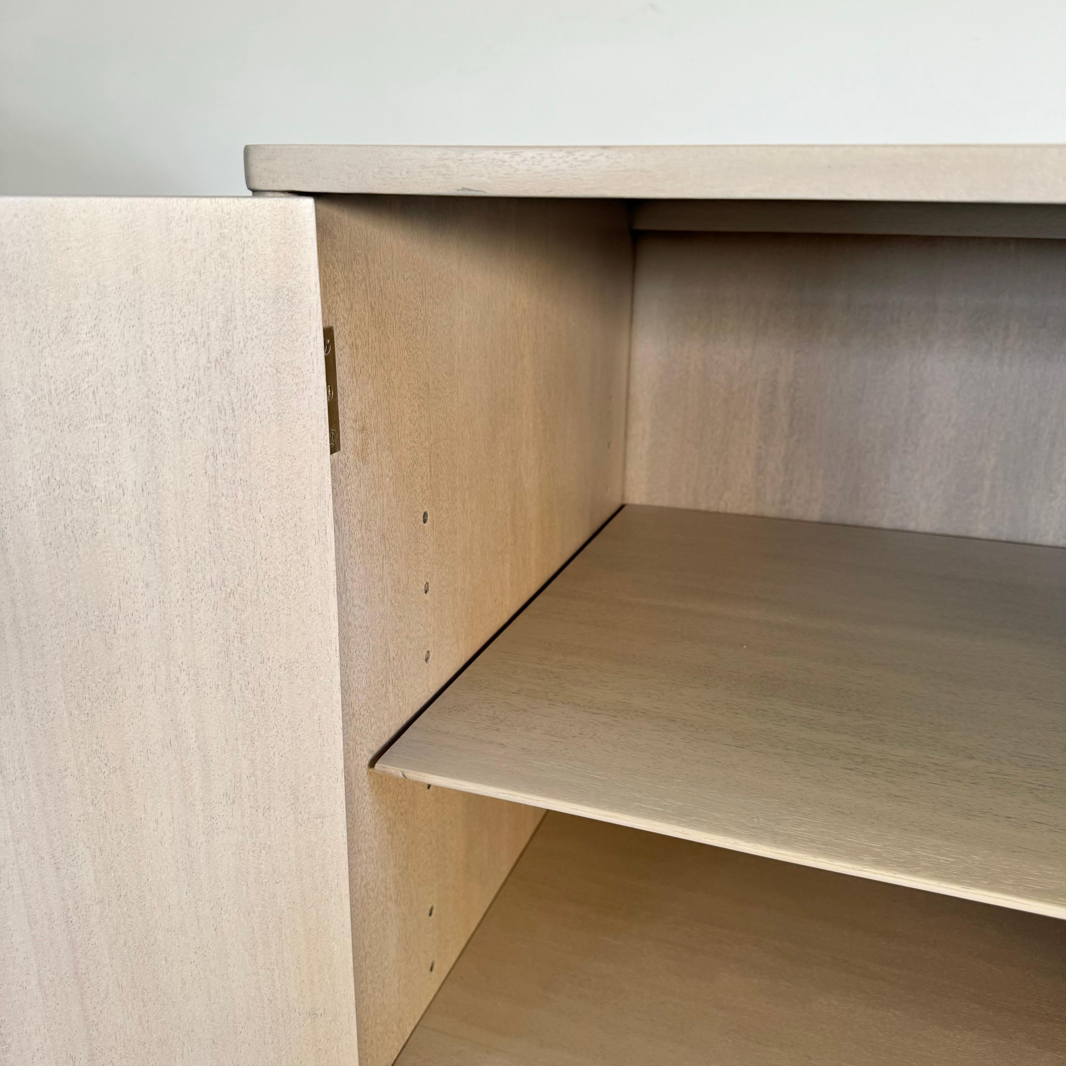 Armadio in Oak Oak di Edward Wormley per Dunbar, anni '50 USA in vendita 6