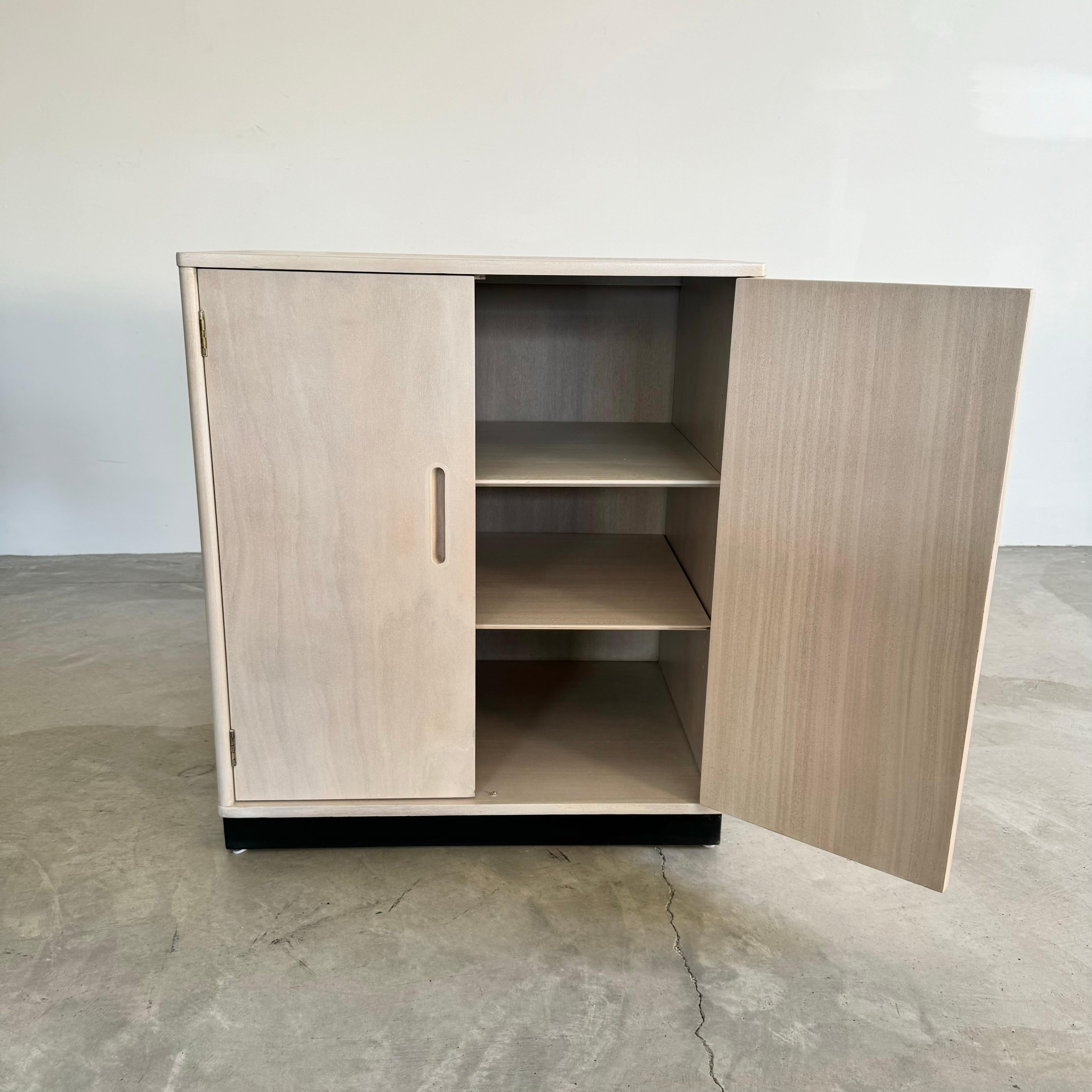 Americano Armadio in Oak Oak di Edward Wormley per Dunbar, anni '50 USA in vendita