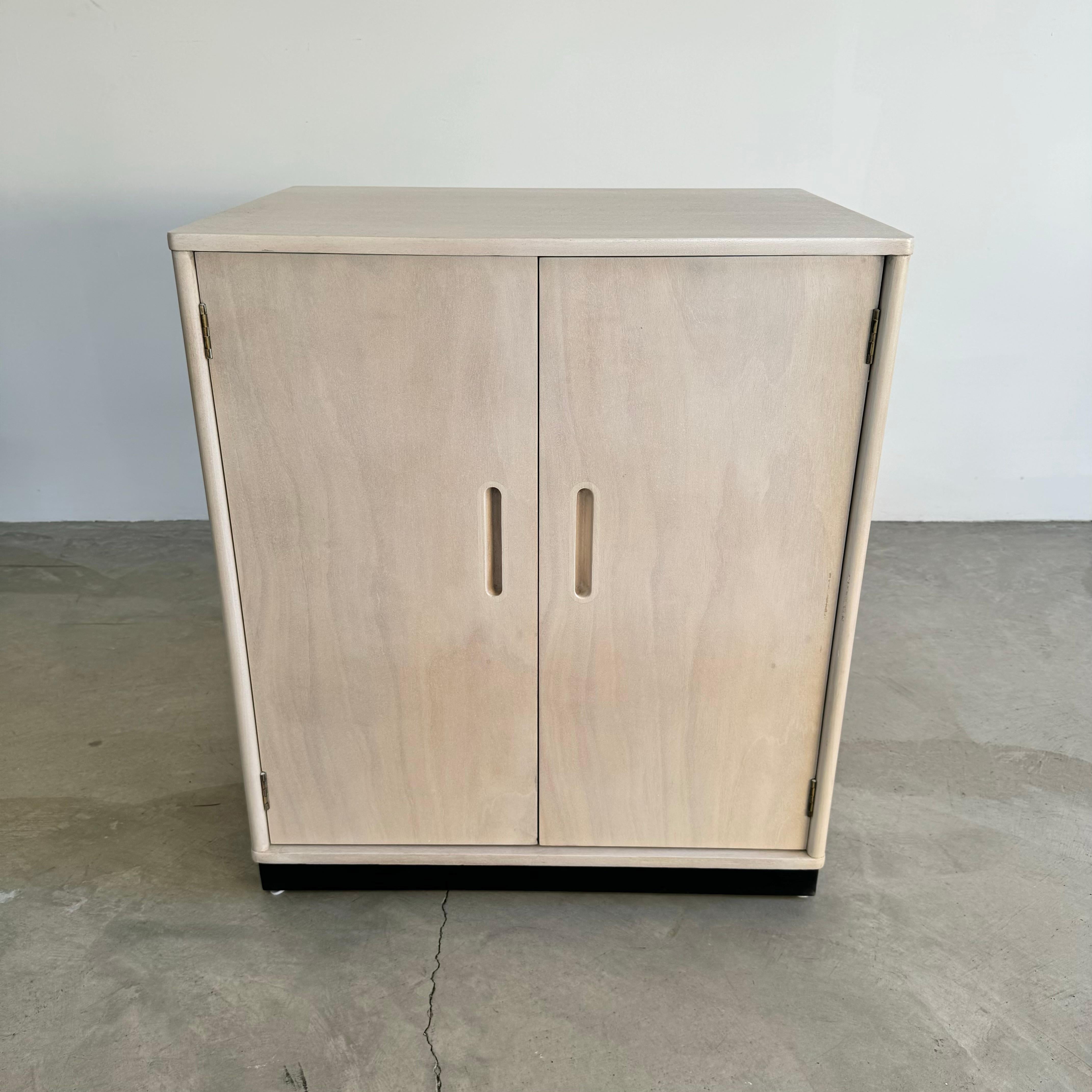 Armadio in Oak Oak di Edward Wormley per Dunbar, anni '50 USA in vendita 2