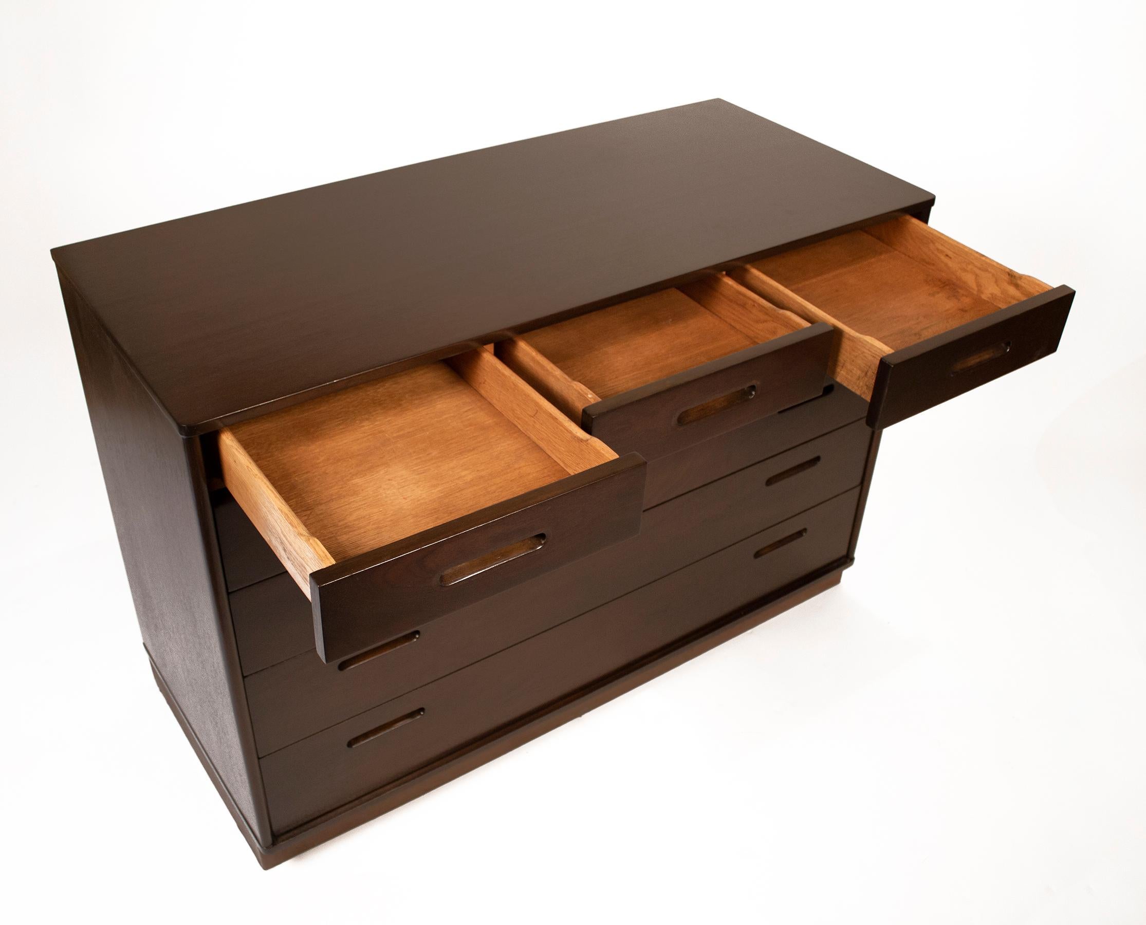 Edward Wormley Chests for Dunbar Espresso Lacquered Mahogany with Leather Bases For Sale 5