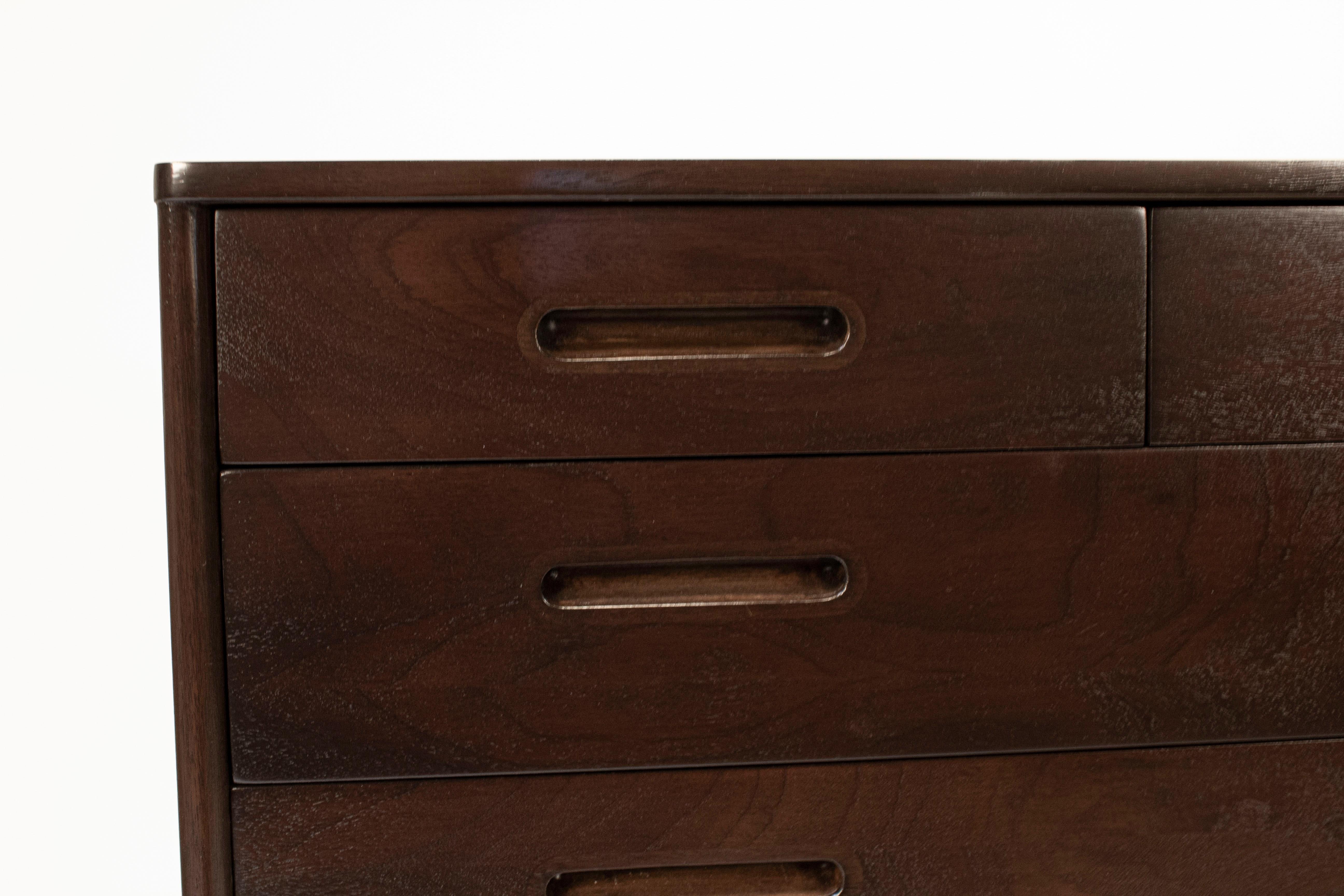 Edward Wormley Chests for Dunbar Espresso Lacquered Mahogany with Leather Bases In Good Condition For Sale In Dallas, TX