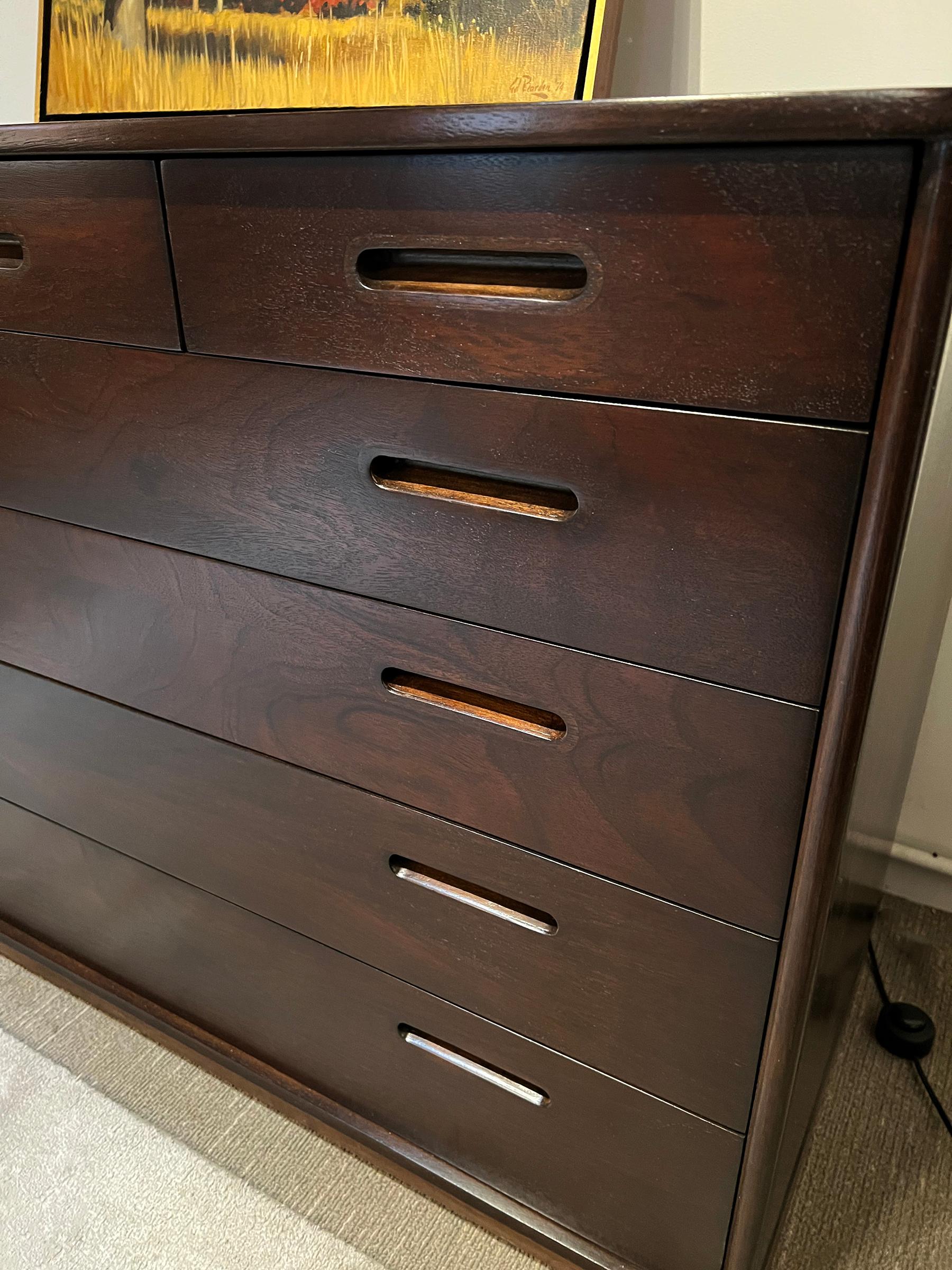Edward Wormley Chests for Dunbar Espresso Lacquered Mahogany with Leather Bases For Sale 2