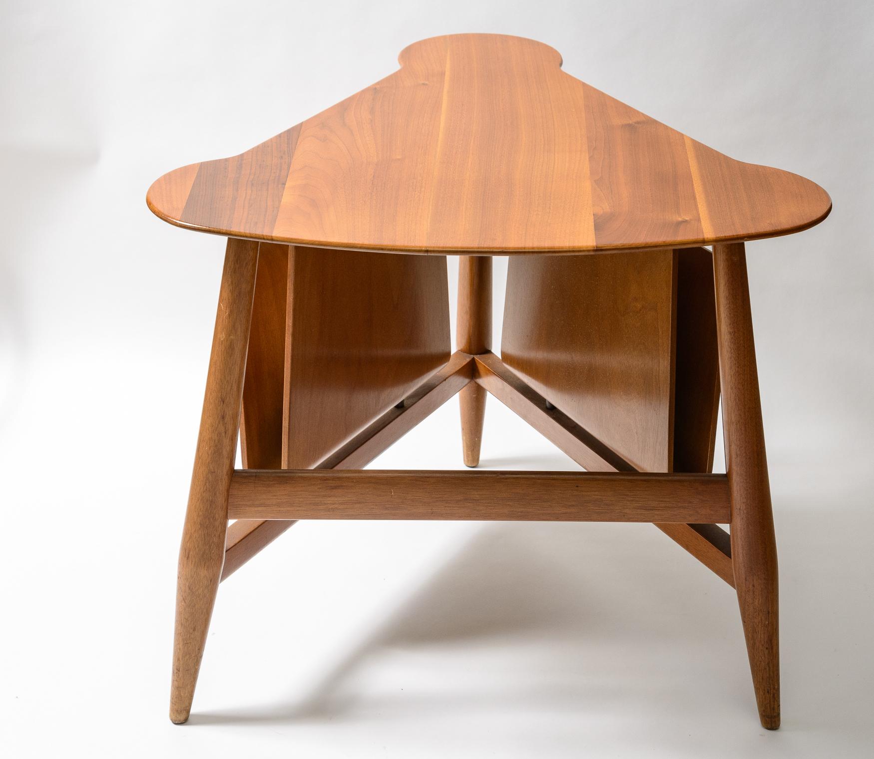 Mid-20th Century Edward Wormley Clover Leaf Magazine Stand For Sale