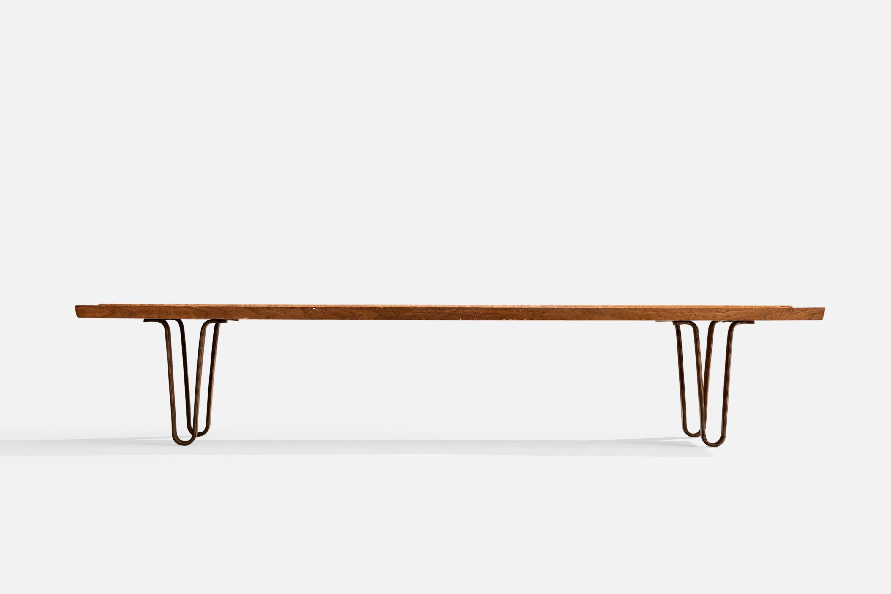 American Edward Wormley, Coffee Table, Walnut, USA, 1950s For Sale