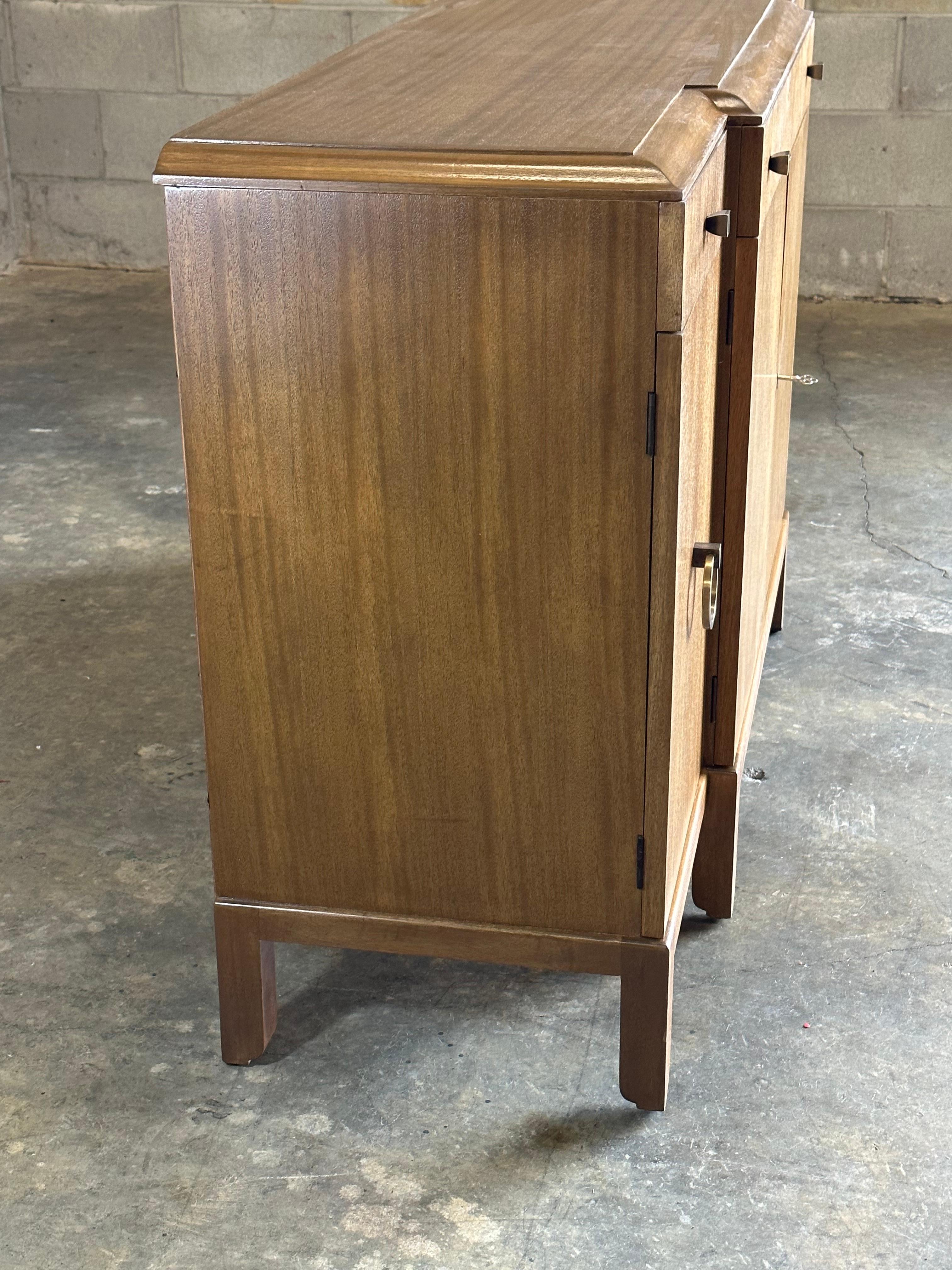 Edward Wormley Credenza/ Sideboard for Dunbar, 1940s For Sale 9