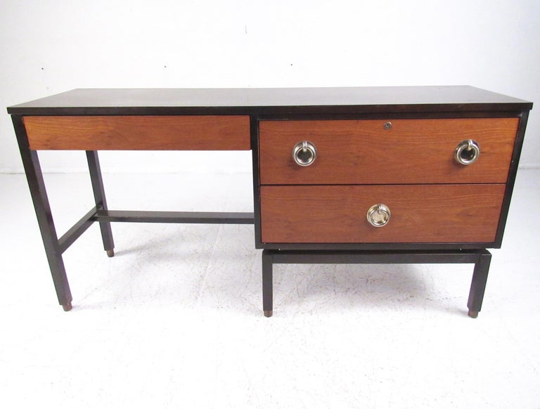 Mid-Century Modern Edward Wormley Desk by Dunbar For Sale