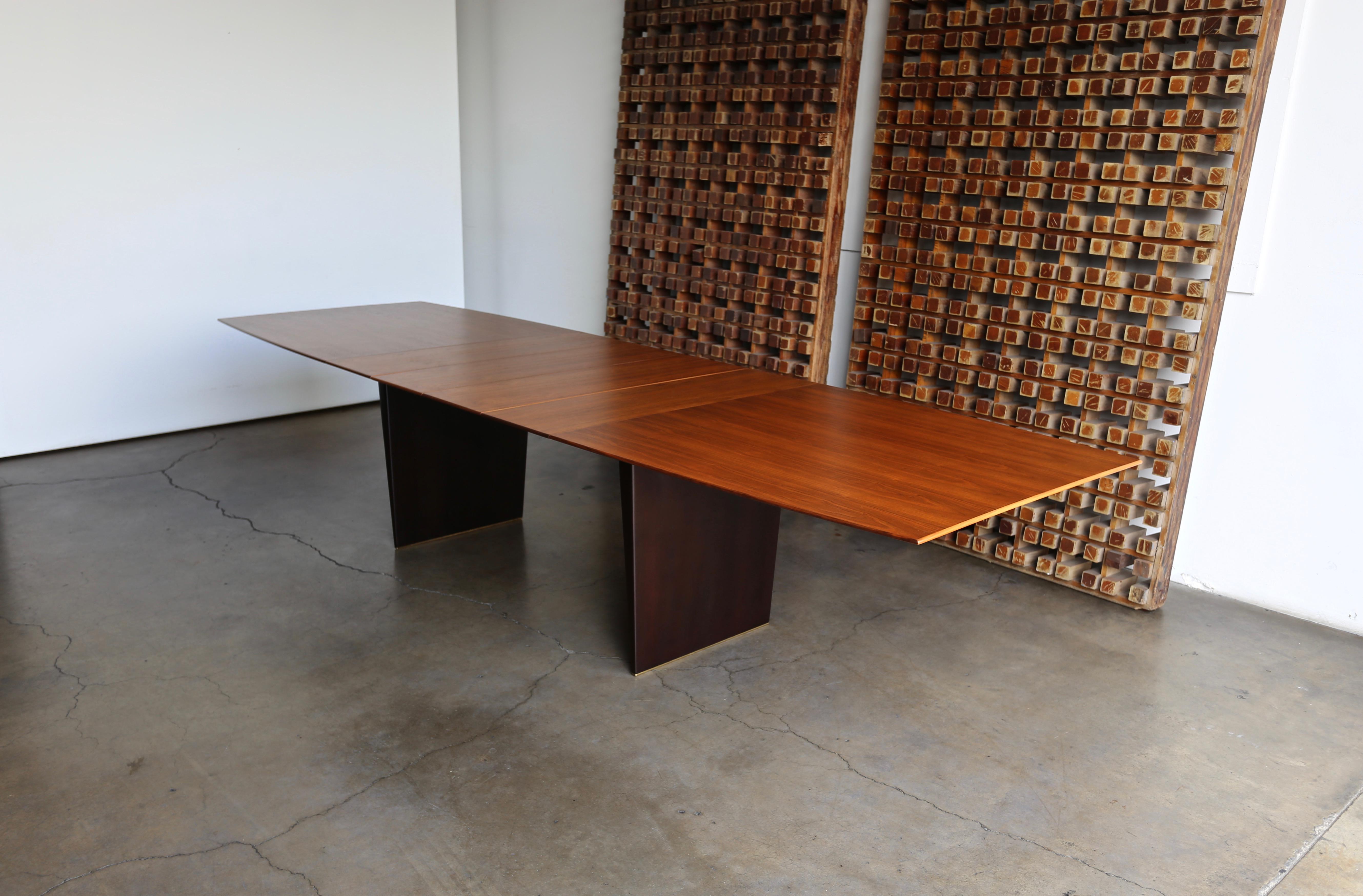 Edward Wormley Dining Table Model 5460 for Dunbar, circa 1954 5