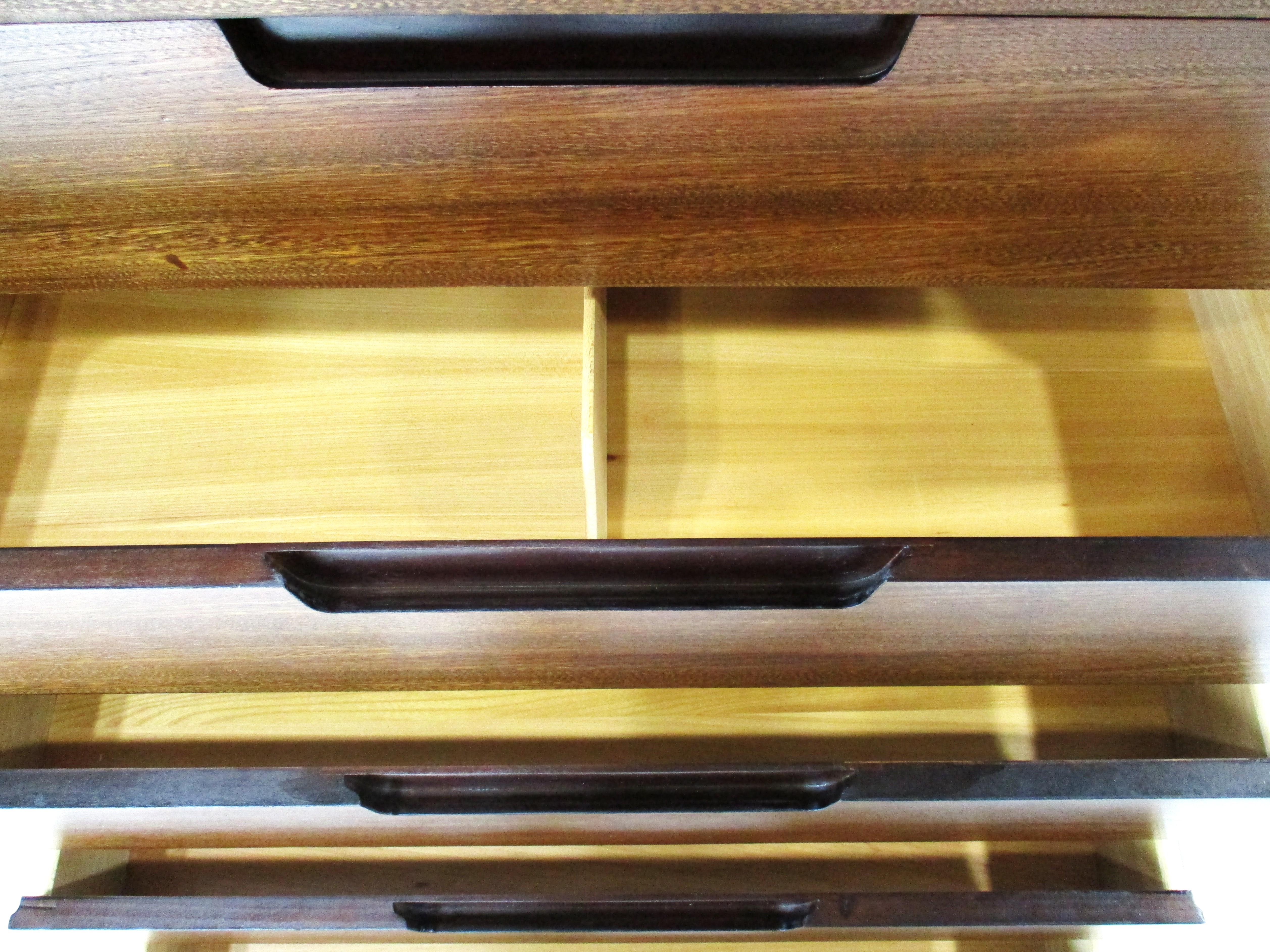 Cassettone Edward Wormley Drexel Highboy in vendita 1