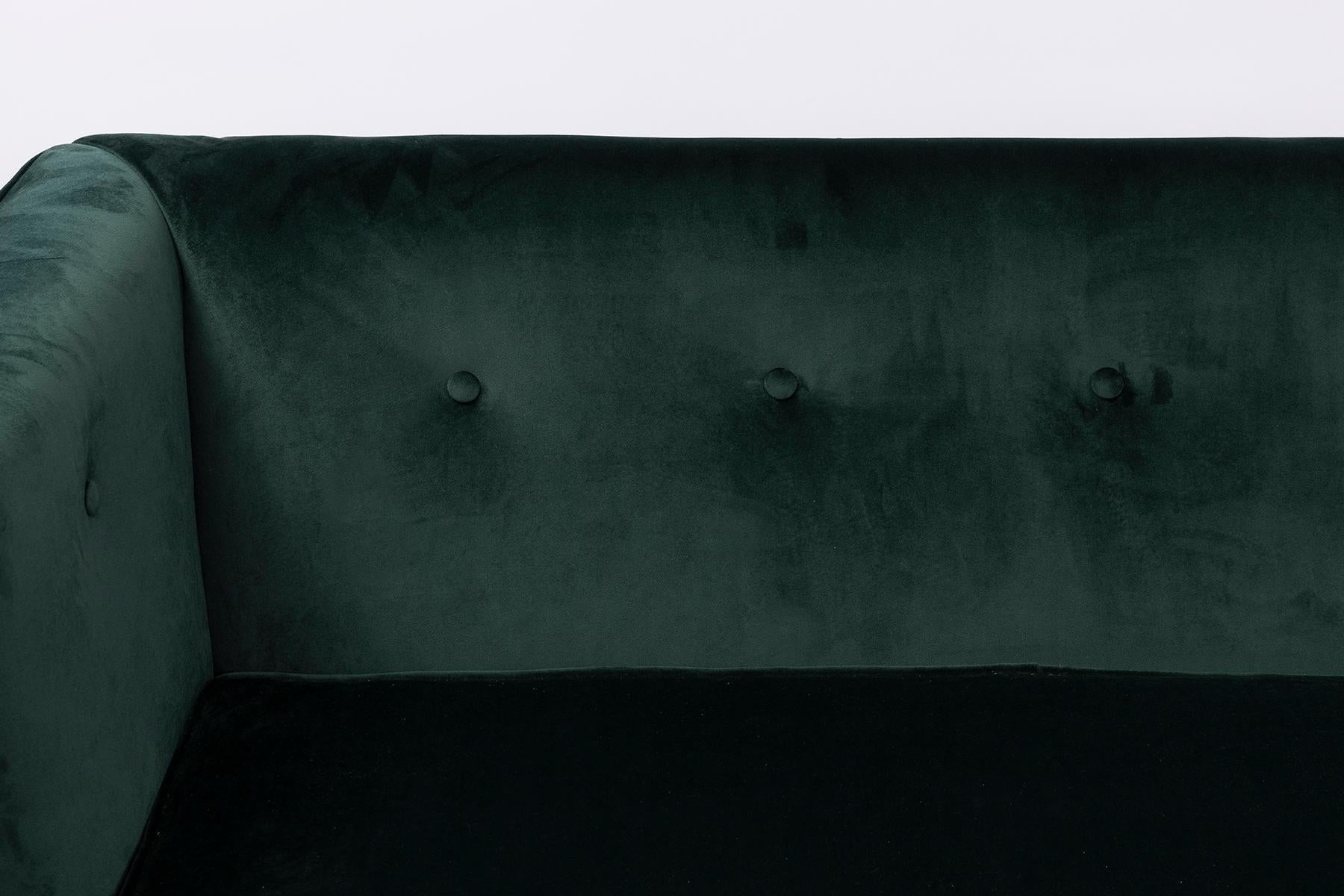Edward Wormley for Dunbar 1940s Green Velvet Sofa In Good Condition In Phoenix, AZ