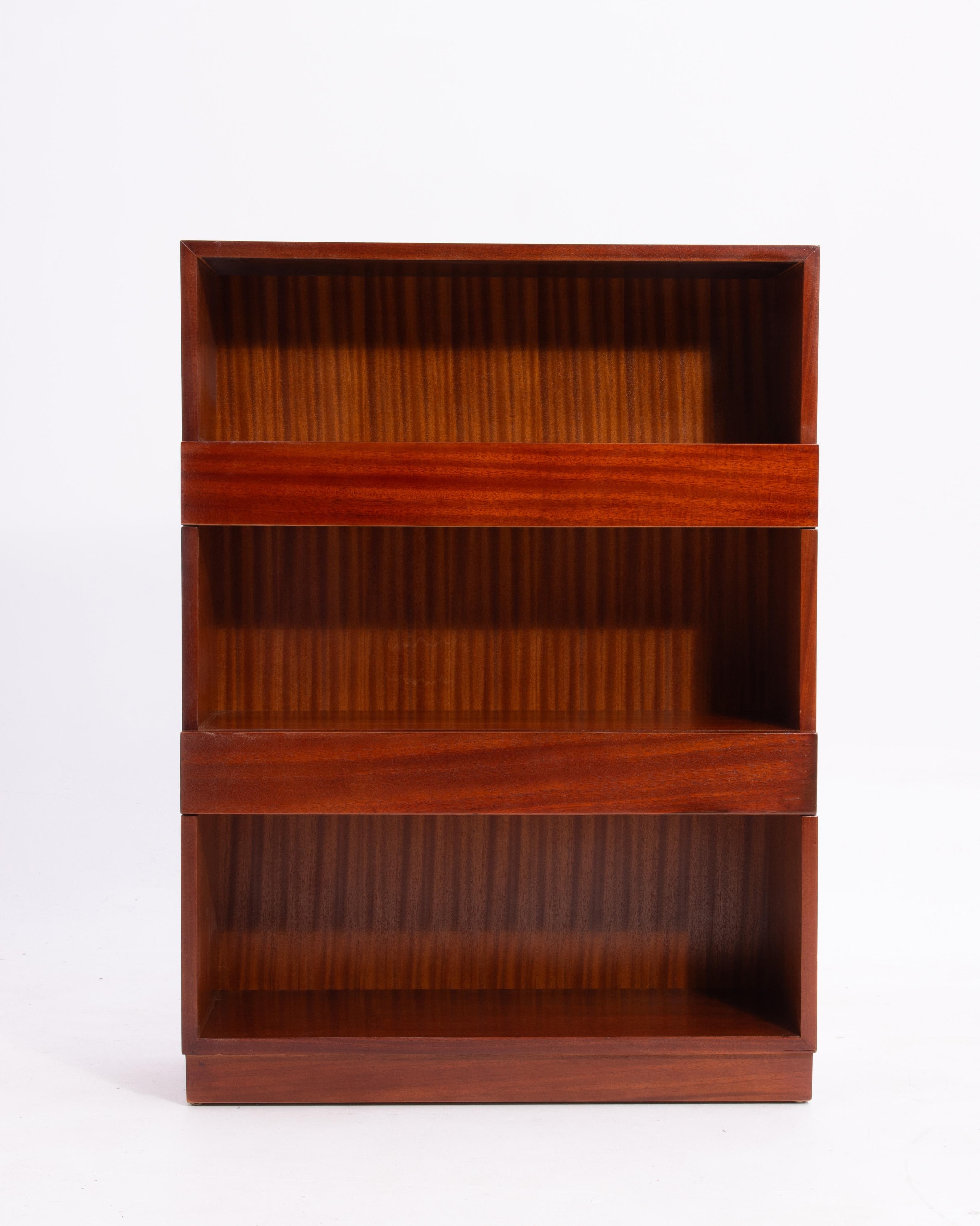 A well made and designed bookcase by Edward Wormley for Dunbar and sold by Pioneer Furniture Company, 