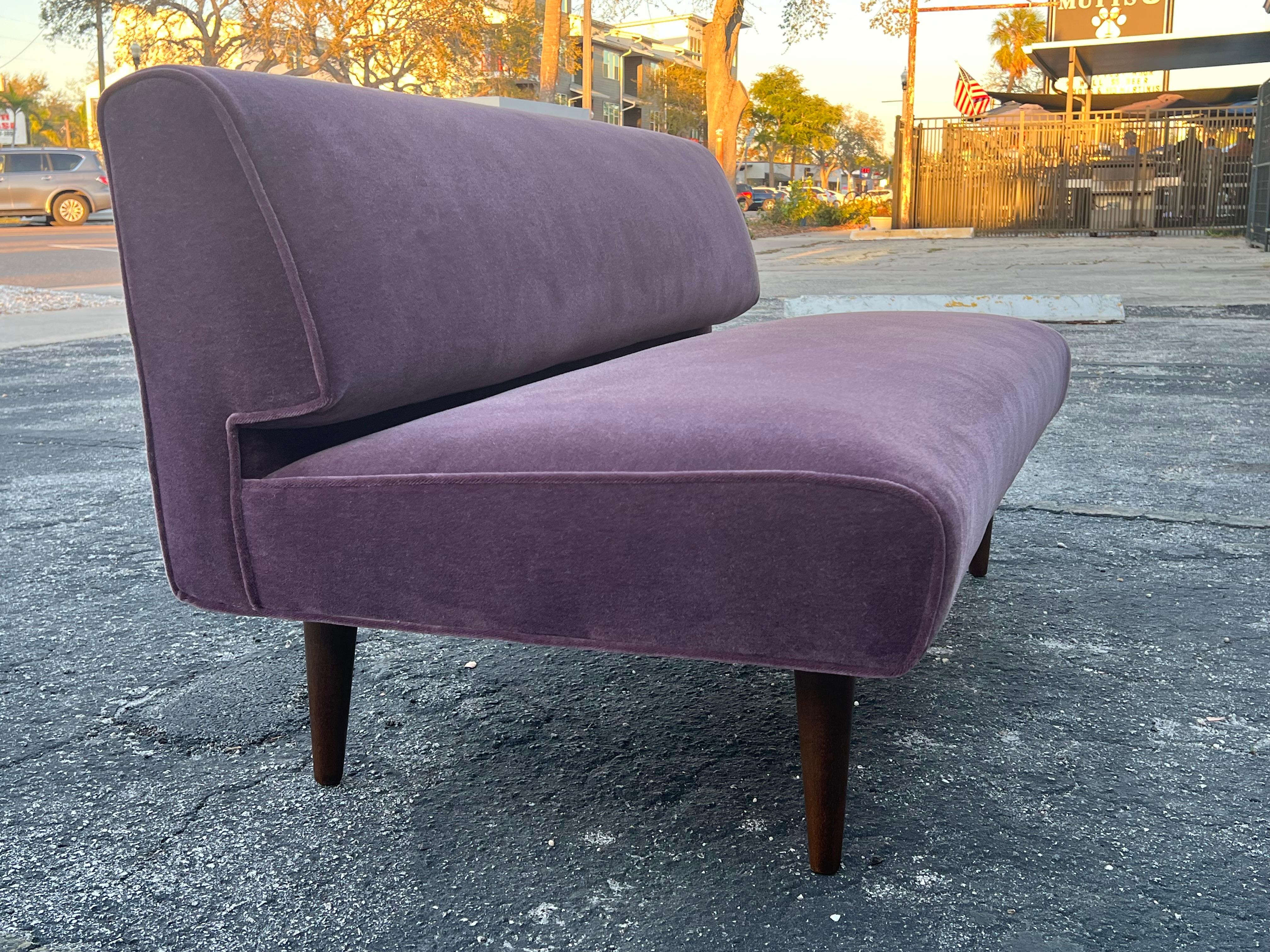 Edward Wormley Dunbar Channel Back Settee, 1940 ca. in vendita 2