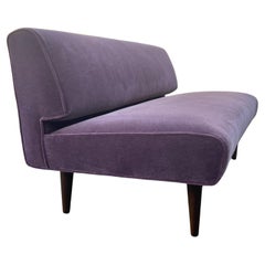 Edward Wormley Dunbar banquette à dos cannelé des années 1940