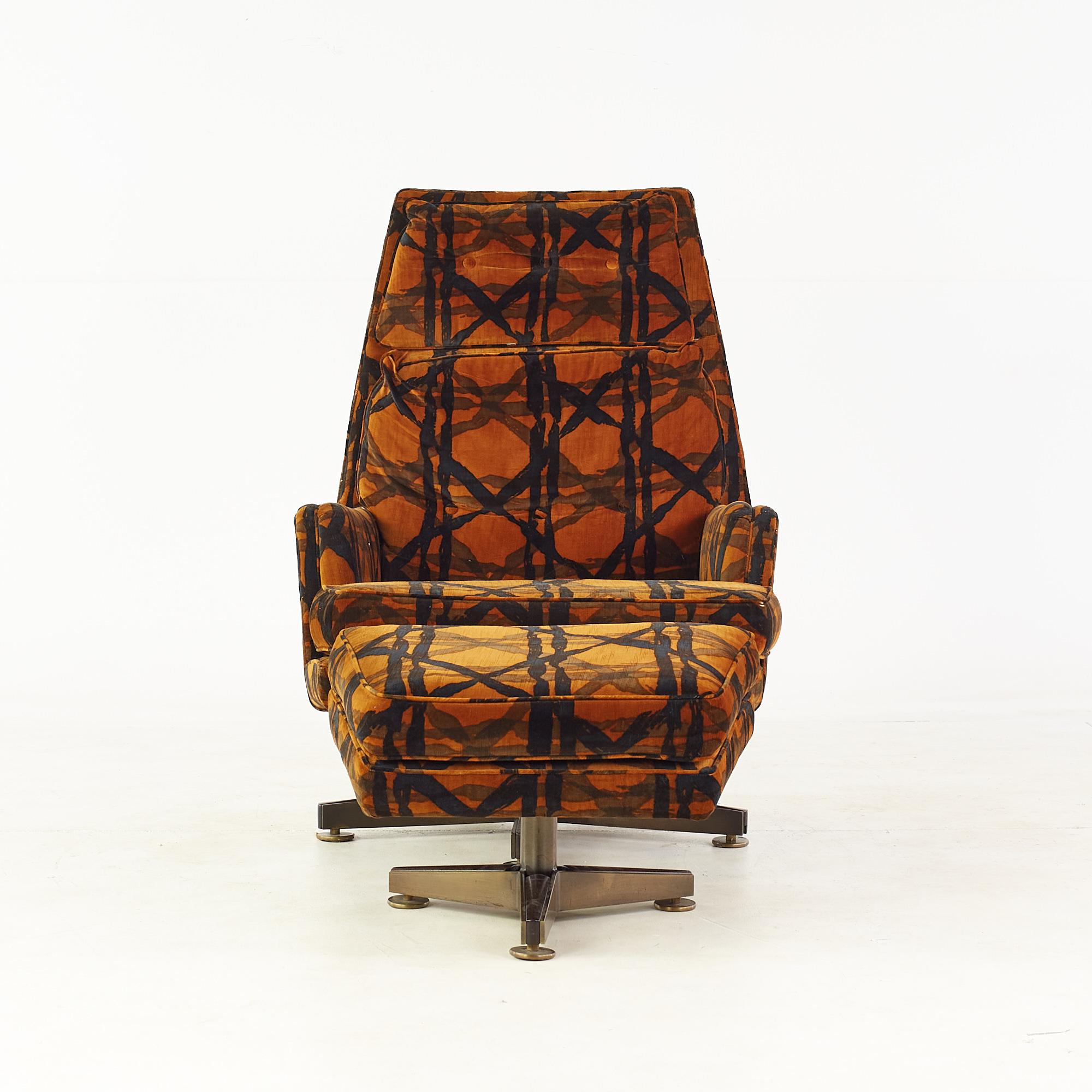 Edward Wormley for Dunbar Mid Century Lounge chair and ottoman with Jack Lenor Larsen Fabric

The chair measures: 32 wide x 48 deep x 42.5 high, with a seat height of 17 inches
The ottoman measures: 24 wide x 18 deep x 16 inches high

All