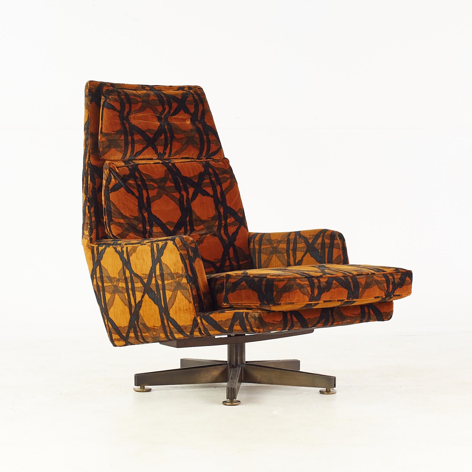 Late 20th Century Edward Wormley Dunbar MCM Lounge Chair and Ottoman with Jack Lenor Larsen Fabric For Sale