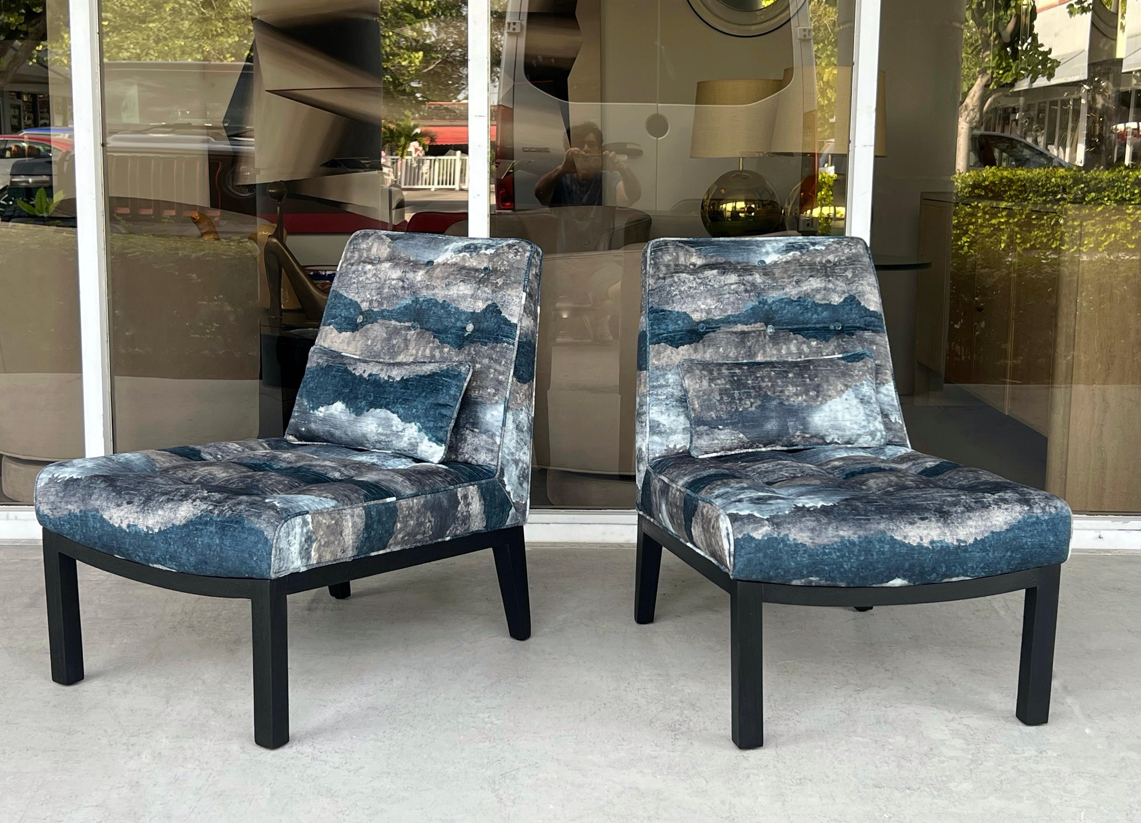 Pareja de sillas Dunbar de Edward Wormley en venta 1