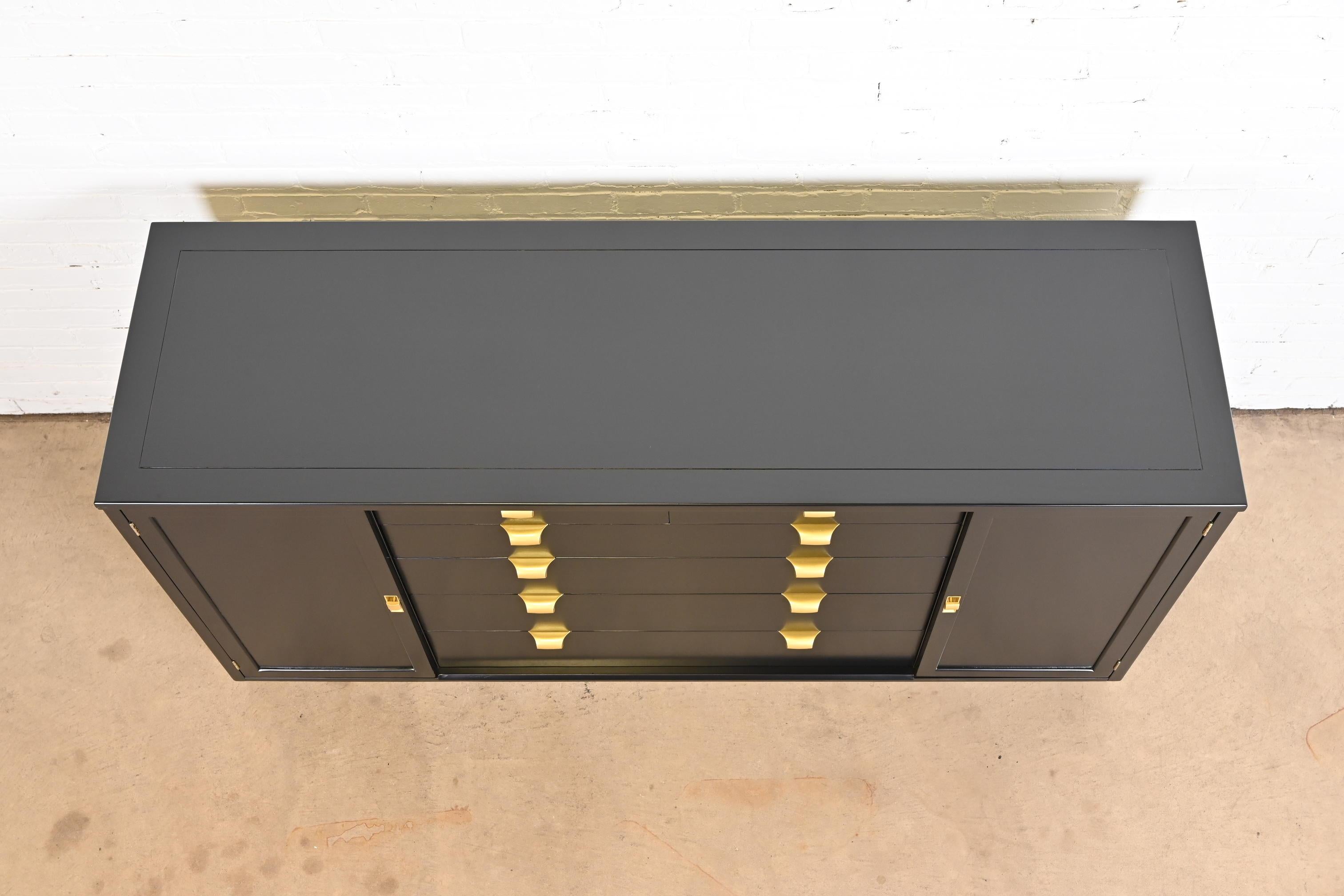 Edward Wormley for Drexel Black Lacquered Sideboard Credenza, Newly Refinished For Sale 4