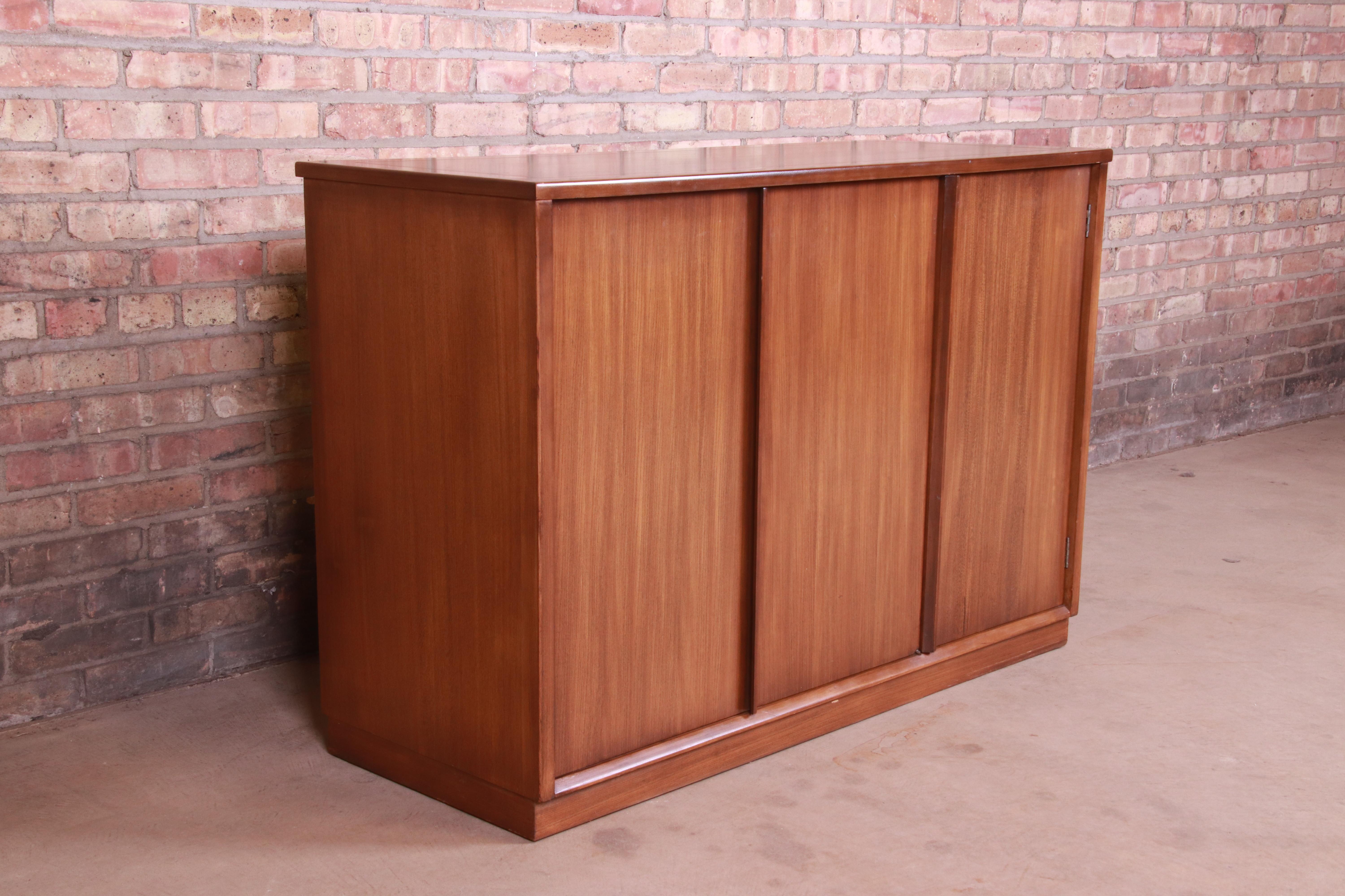 Mid-20th Century Edward Wormley for Drexel Precedent Elm Wood Sideboard or Bar Cabinet, 1950s