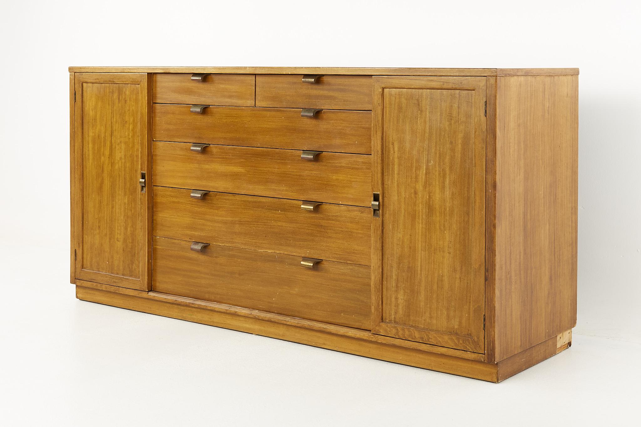 Mid-Century Modern Edward Wormley for Drexel Precedent Mid Century Brass and Elm Credenza For Sale